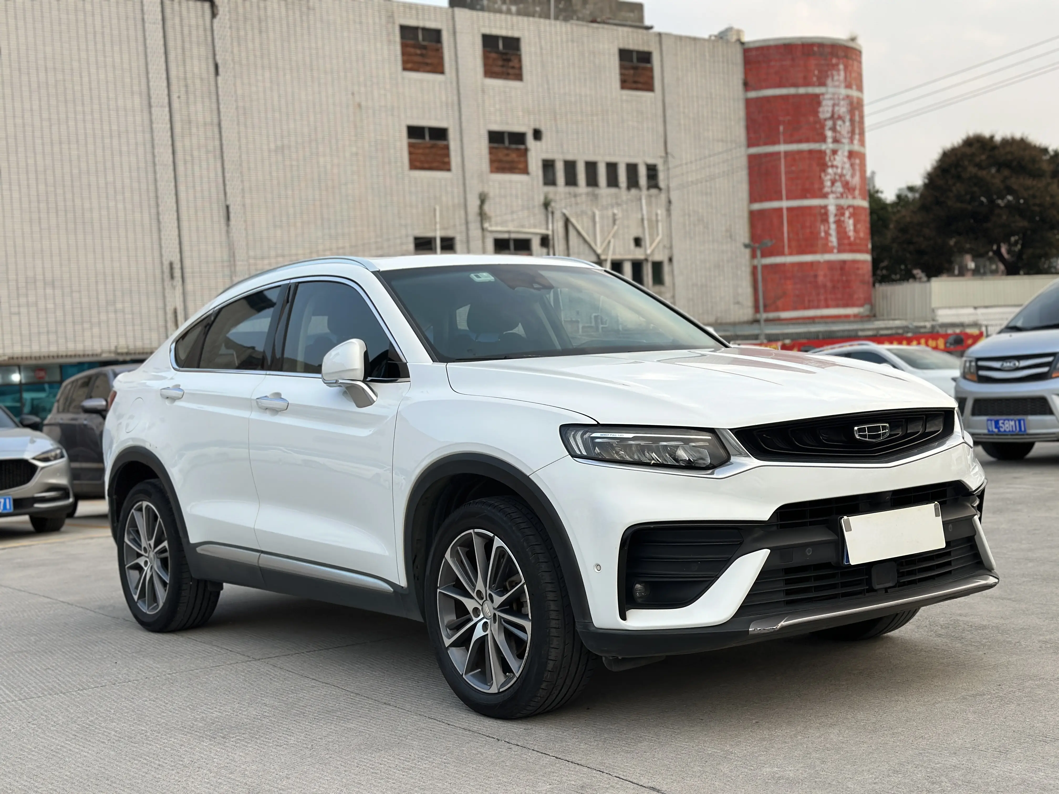 Geely Tugella (Xingyue)  из Китая