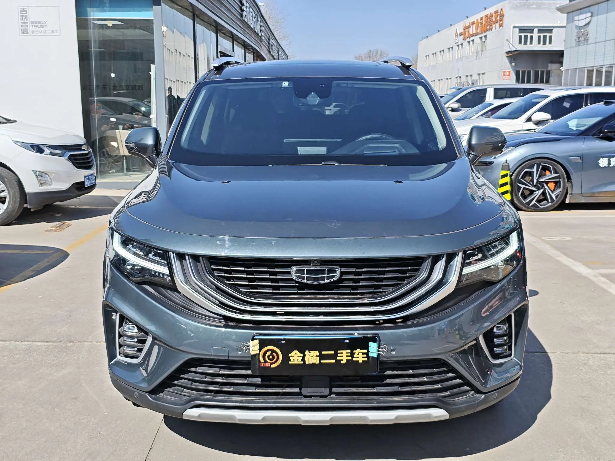 Geely Okavango  из Китая