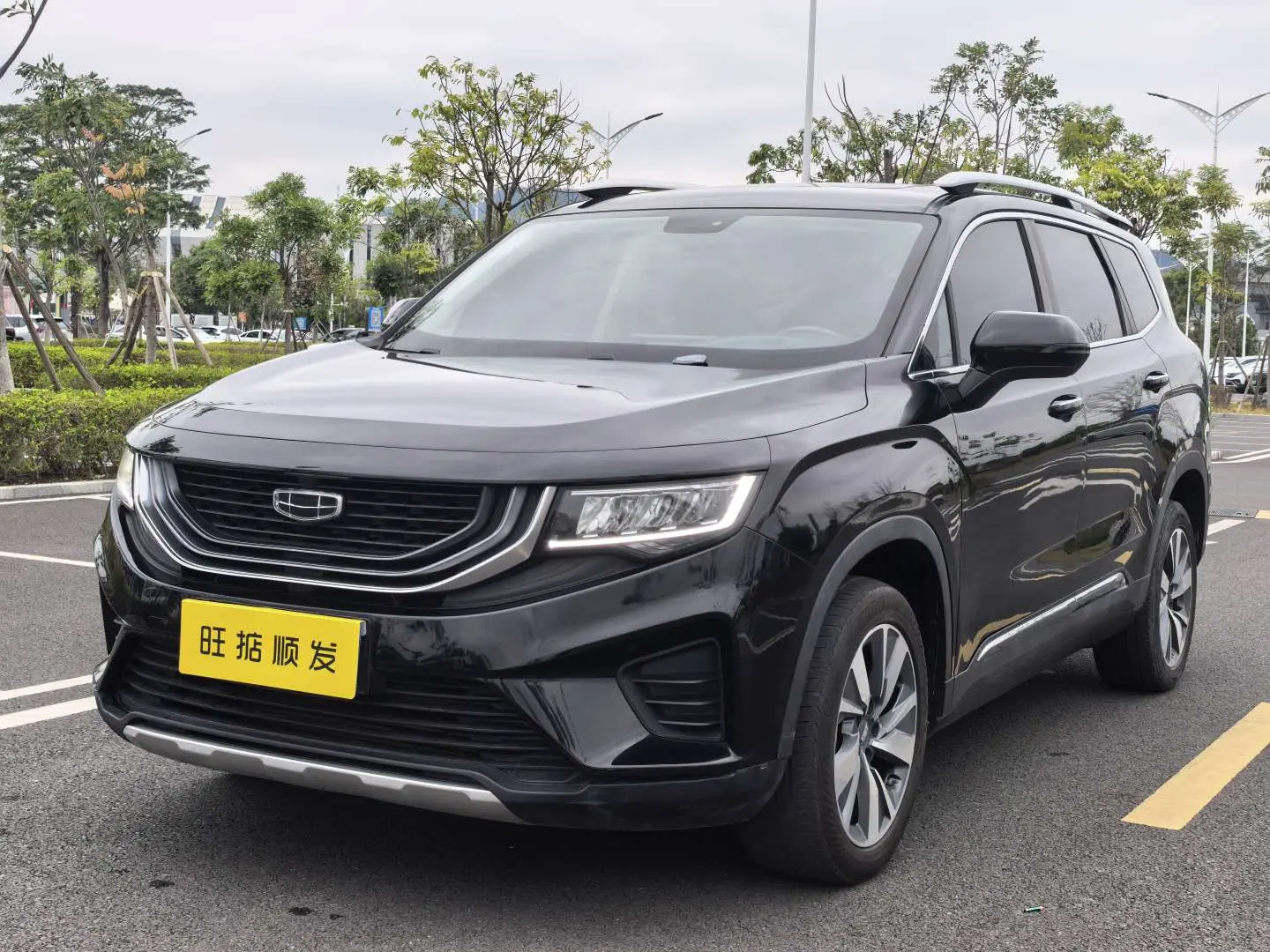 Geely Okavango  из Китая