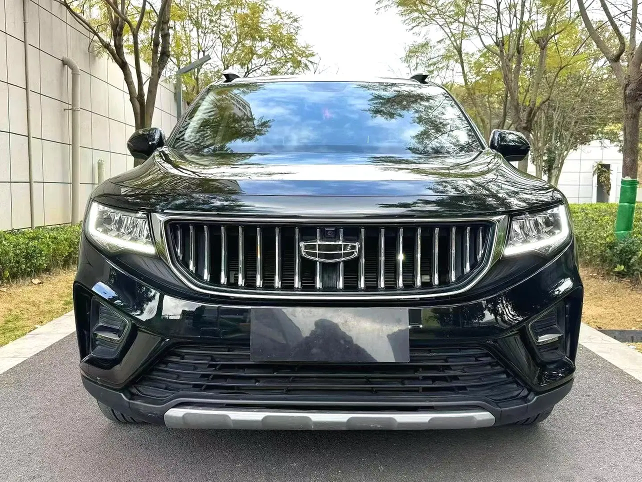 Geely Okavango  из Китая