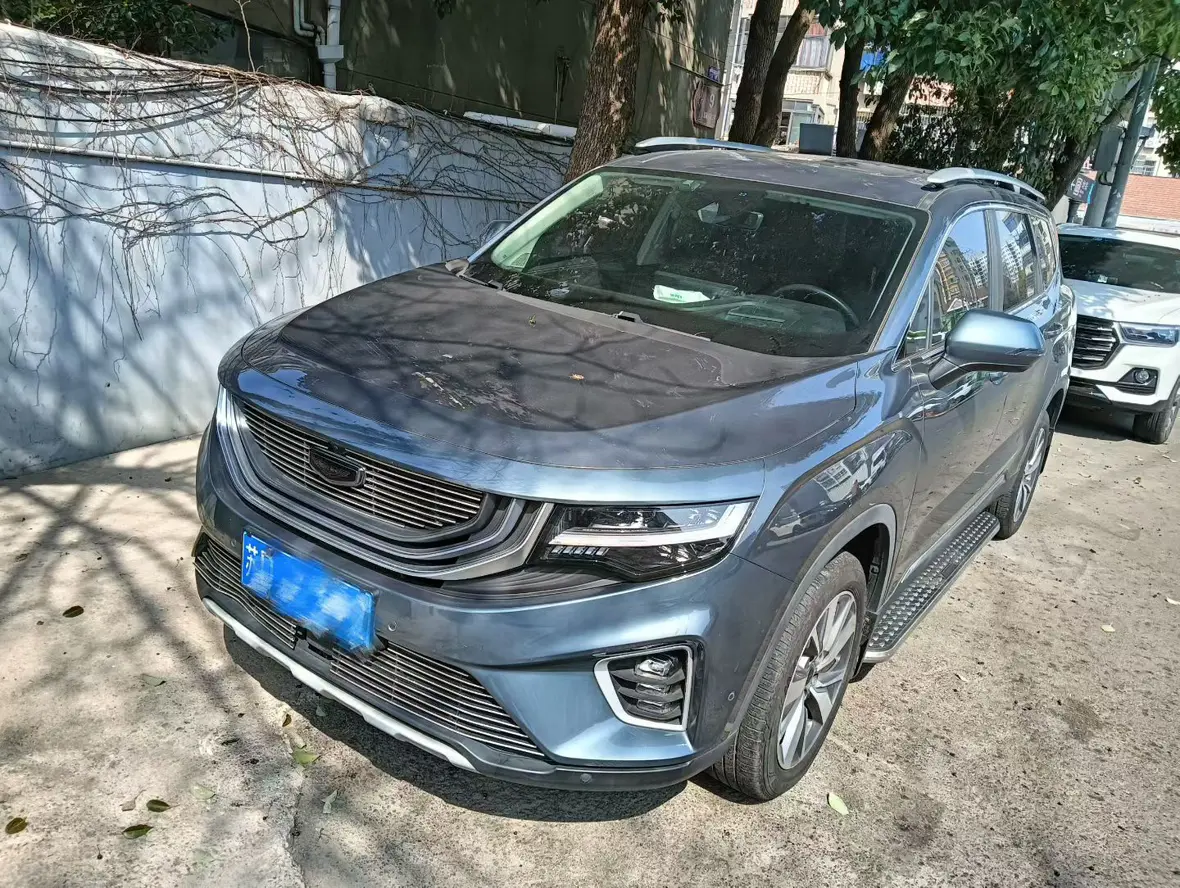 Geely Okavango  из Китая