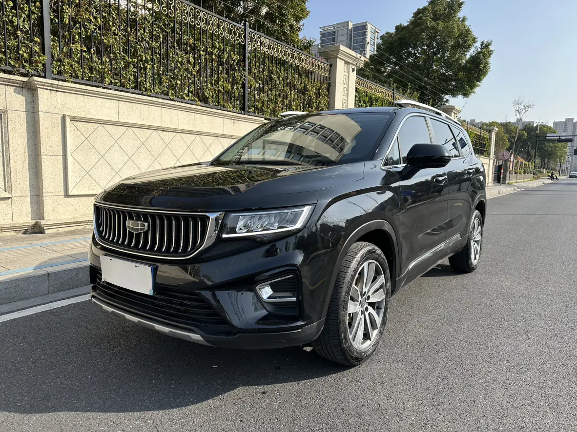 Geely Okavango  из Китая