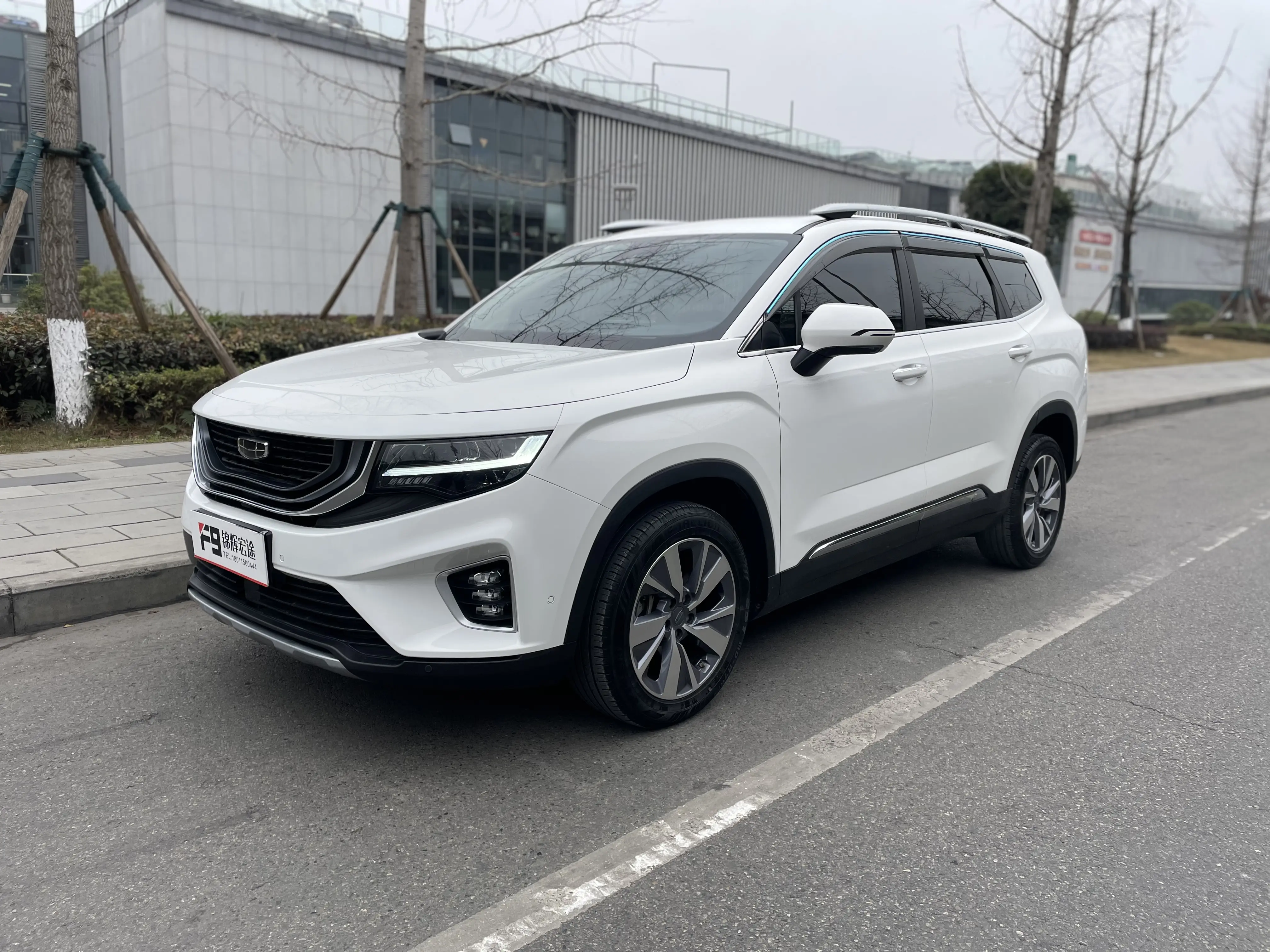 Geely Okavango  из Китая