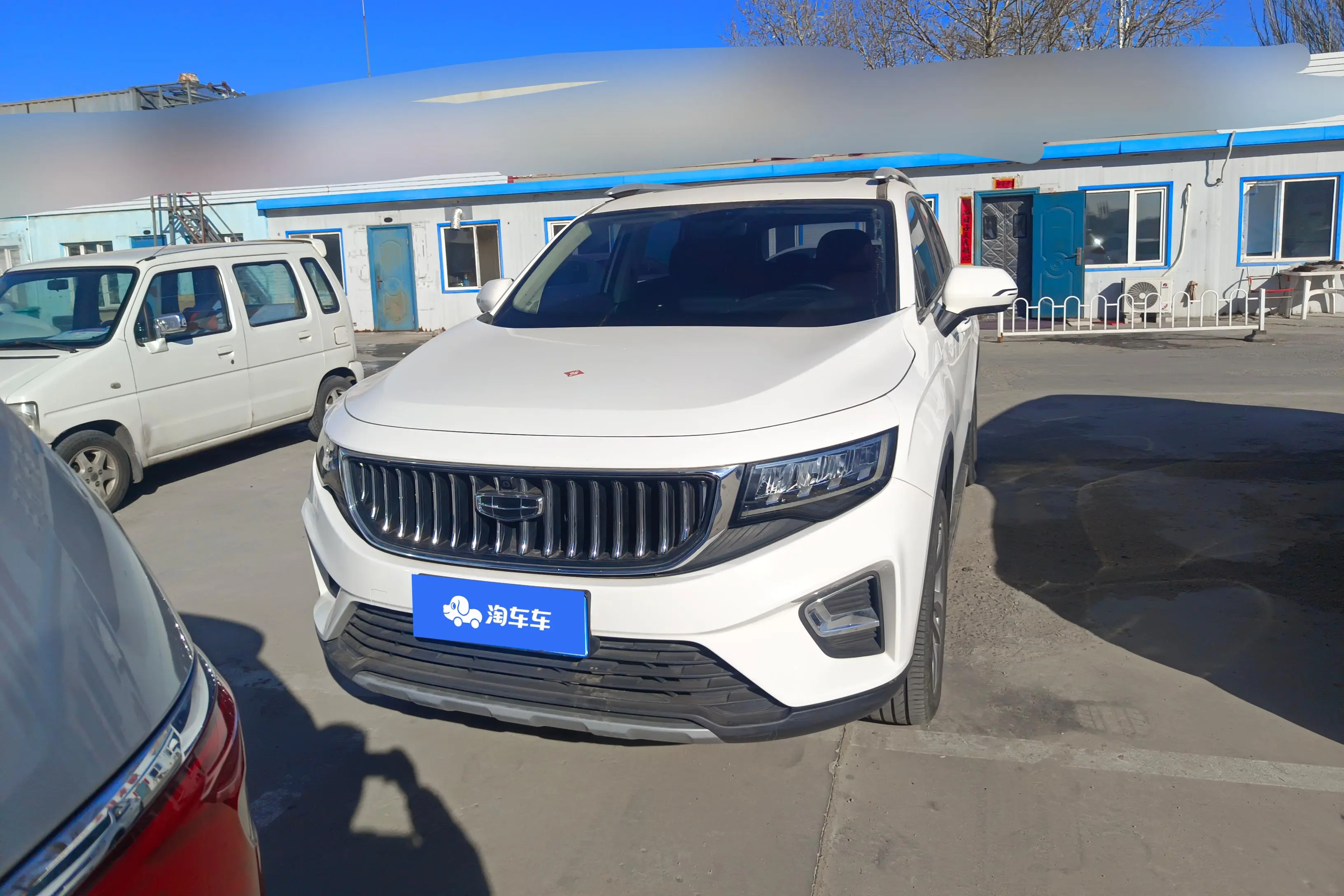 Geely Okavango  из Китая