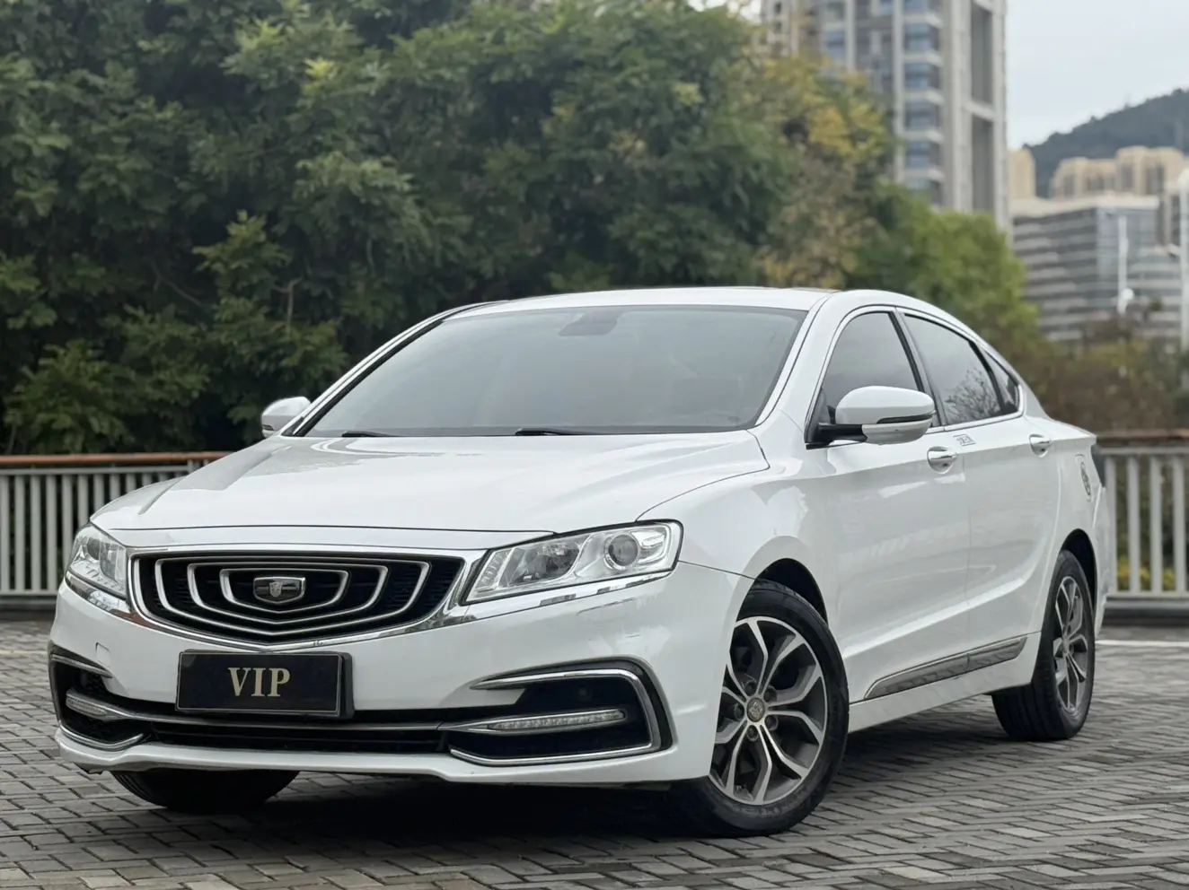 Geely Borui  из Китая
