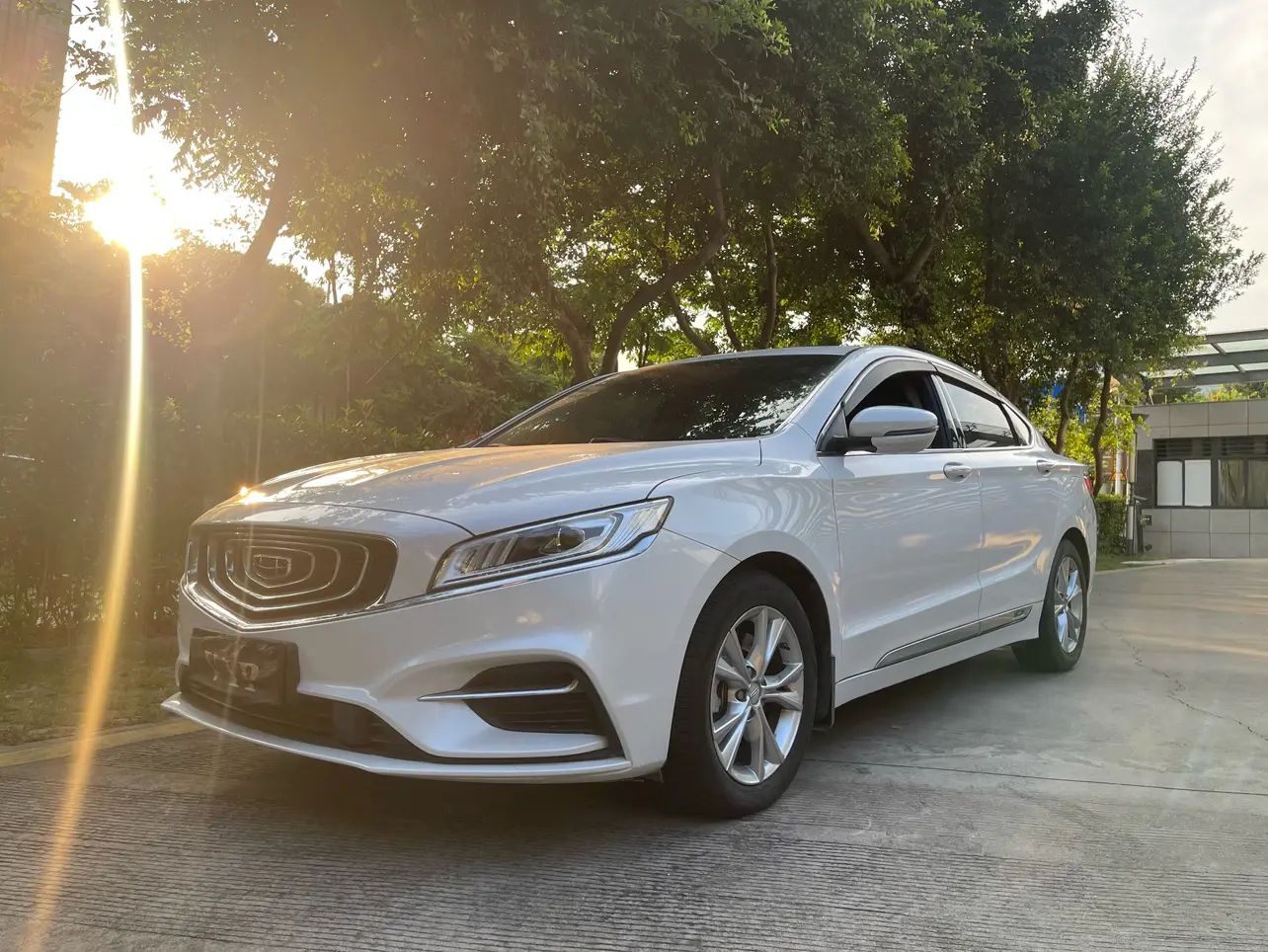 Geely Borui  из Китая