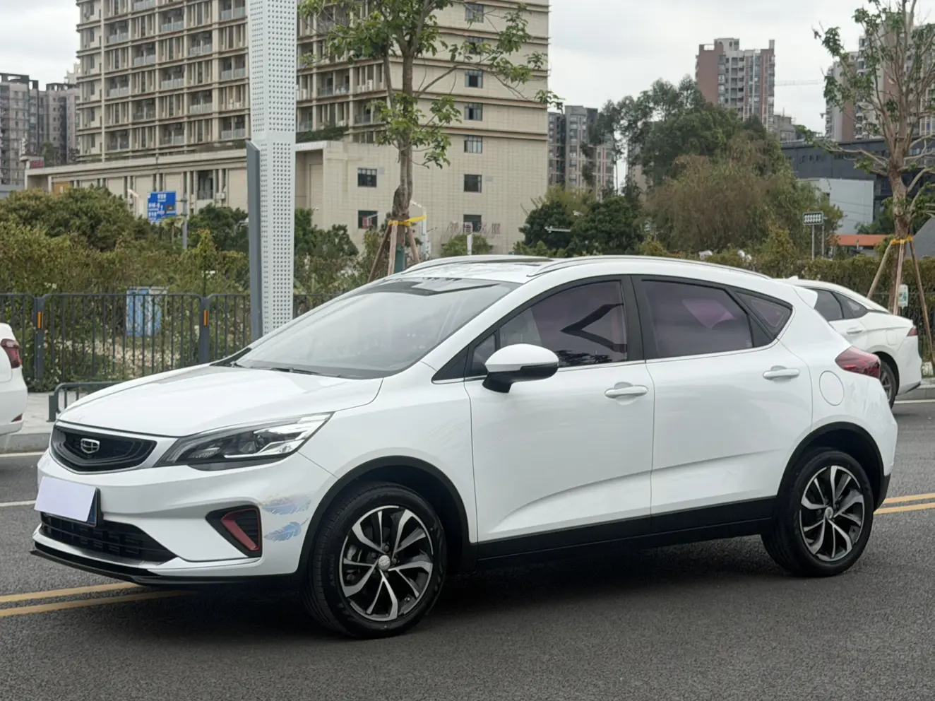 Geely Emgrand GS  из Китая