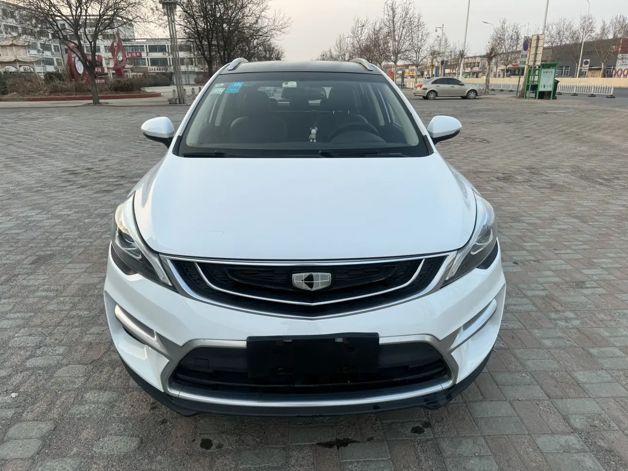 Geely Emgrand GS  из Китая
