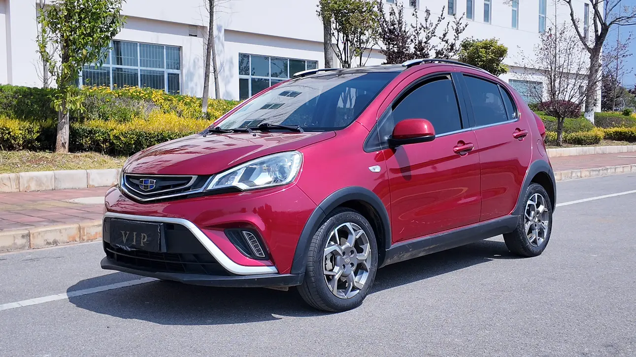 Geely Vision X1  из Китая