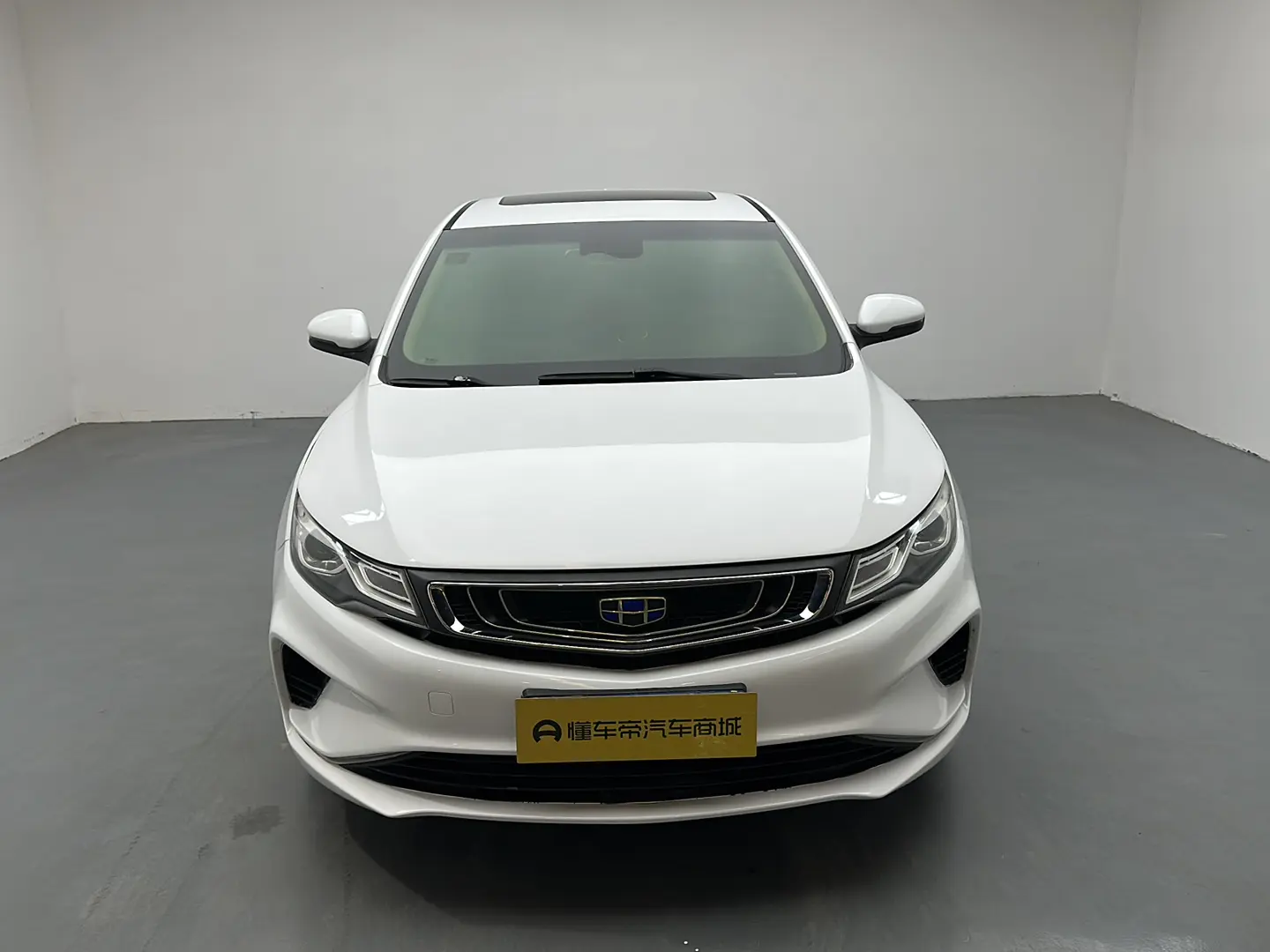 Geely Emgrand GL  из Китая