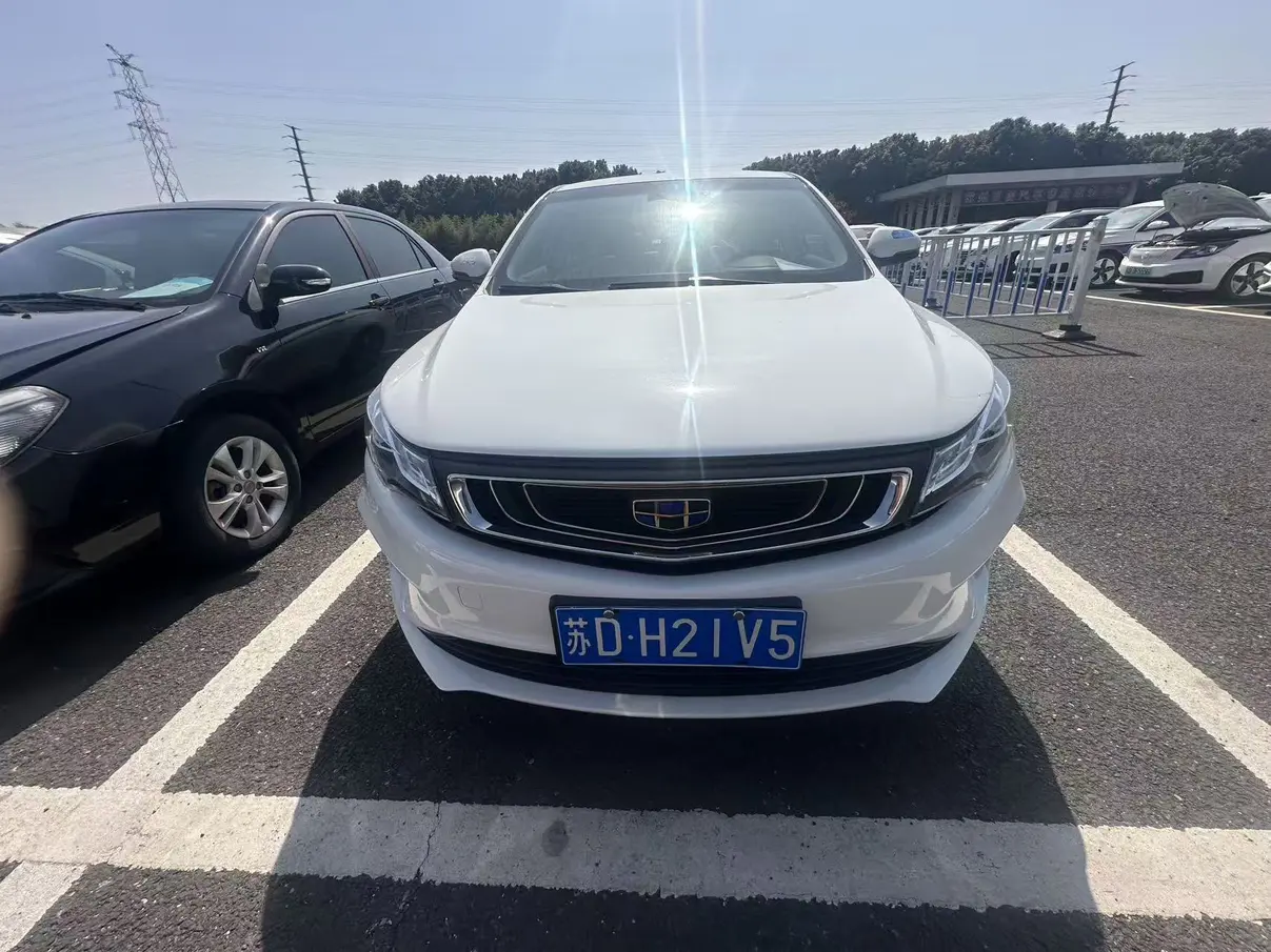 Geely Emgrand GL  из Китая