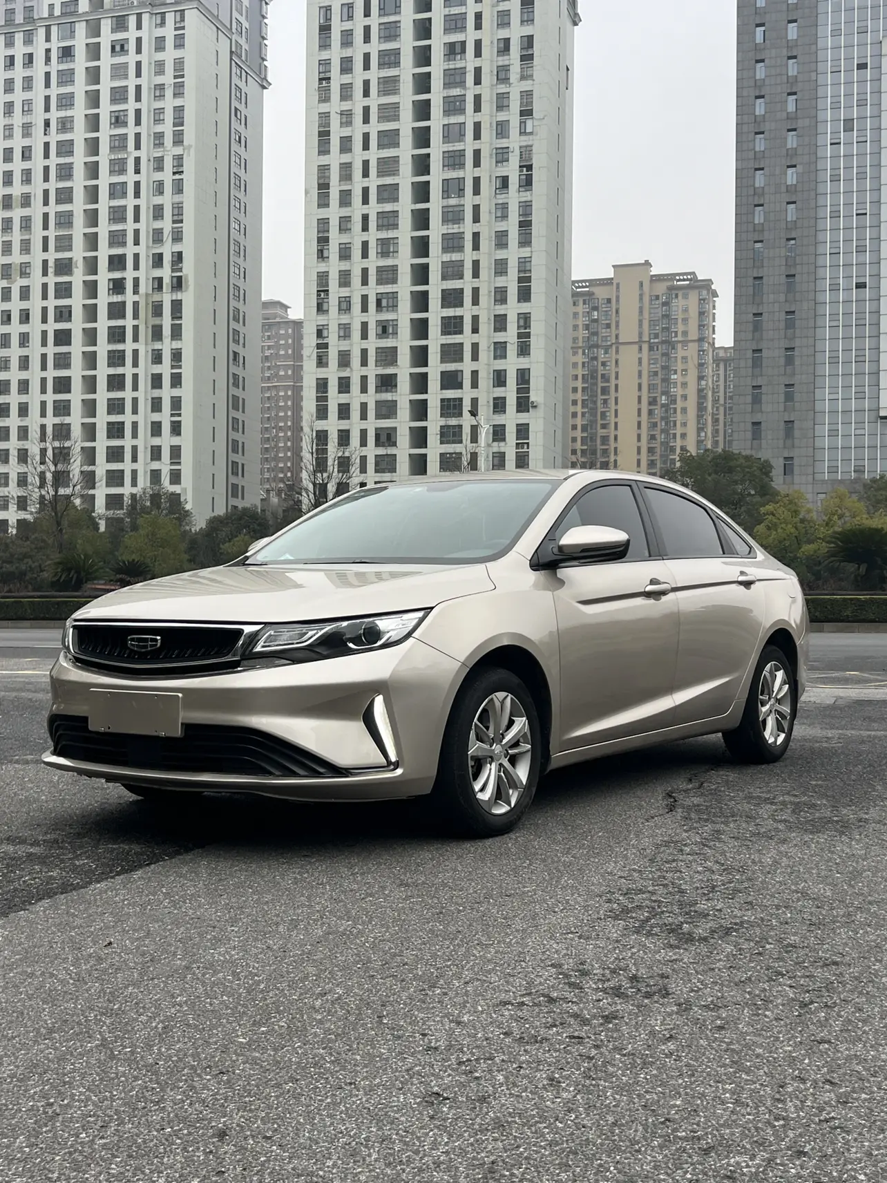 Geely Emgrand GL  из Китая