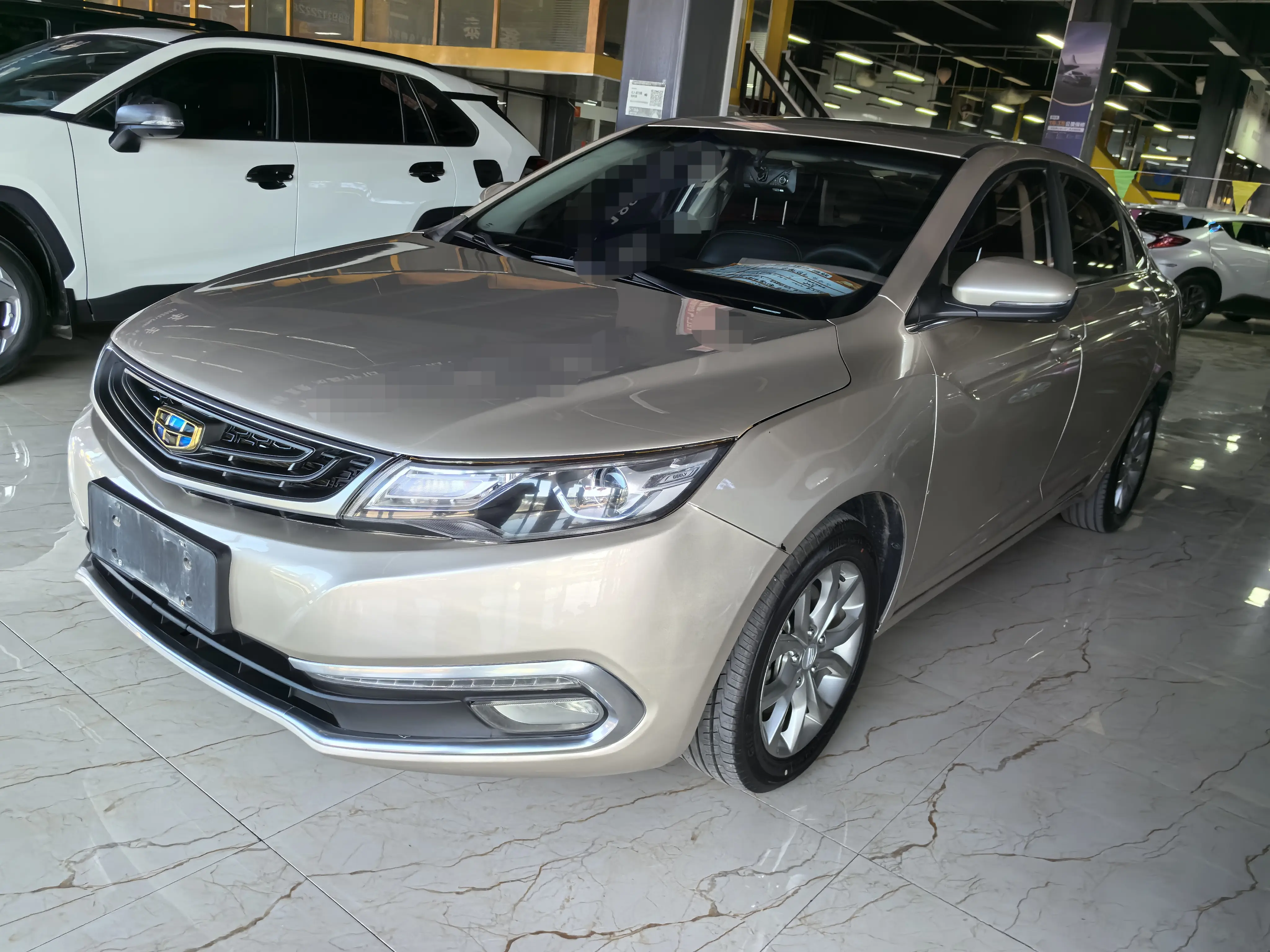 Geely Emgrand GL  из Китая