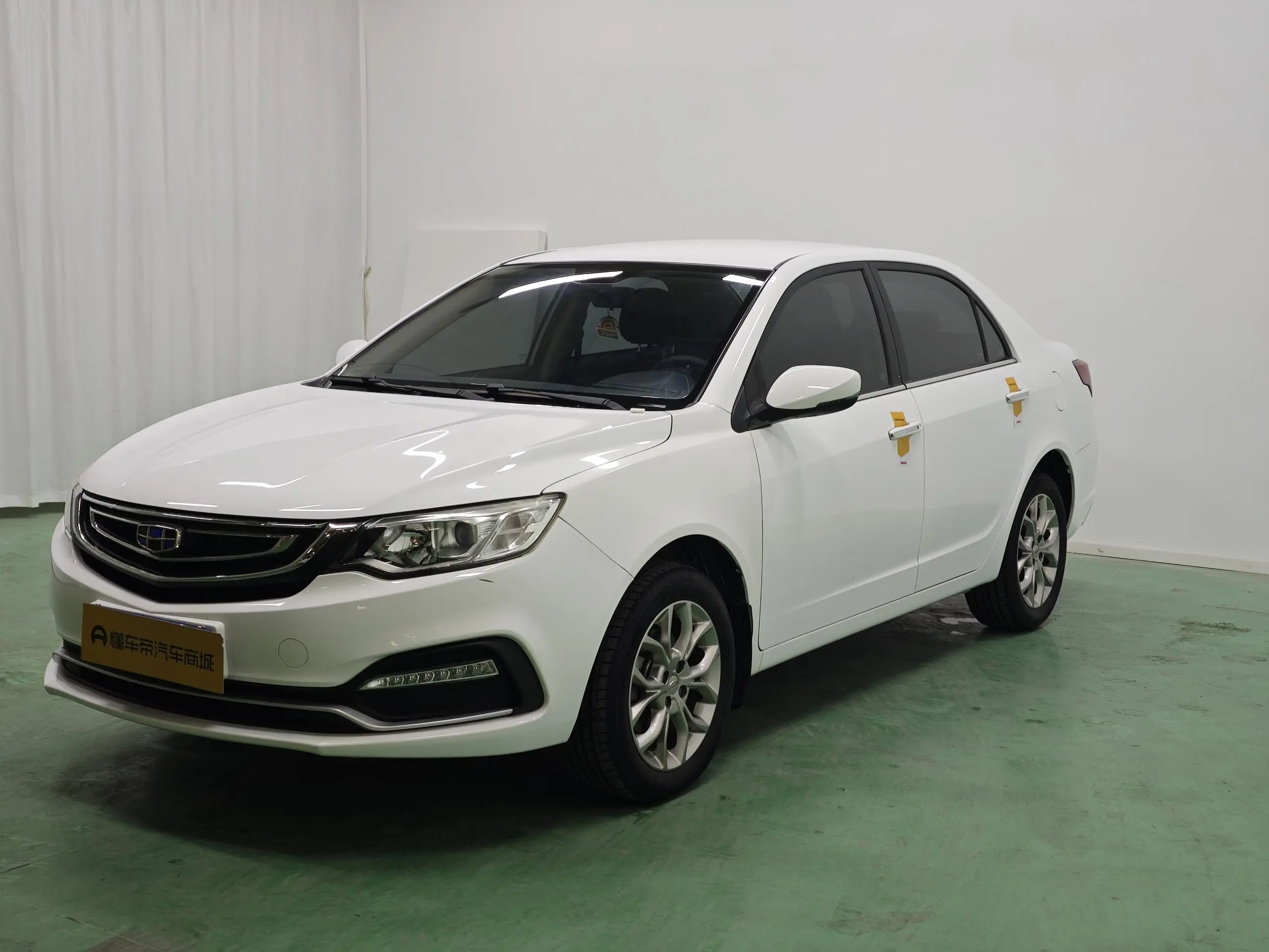 Geely Vision  из Китая