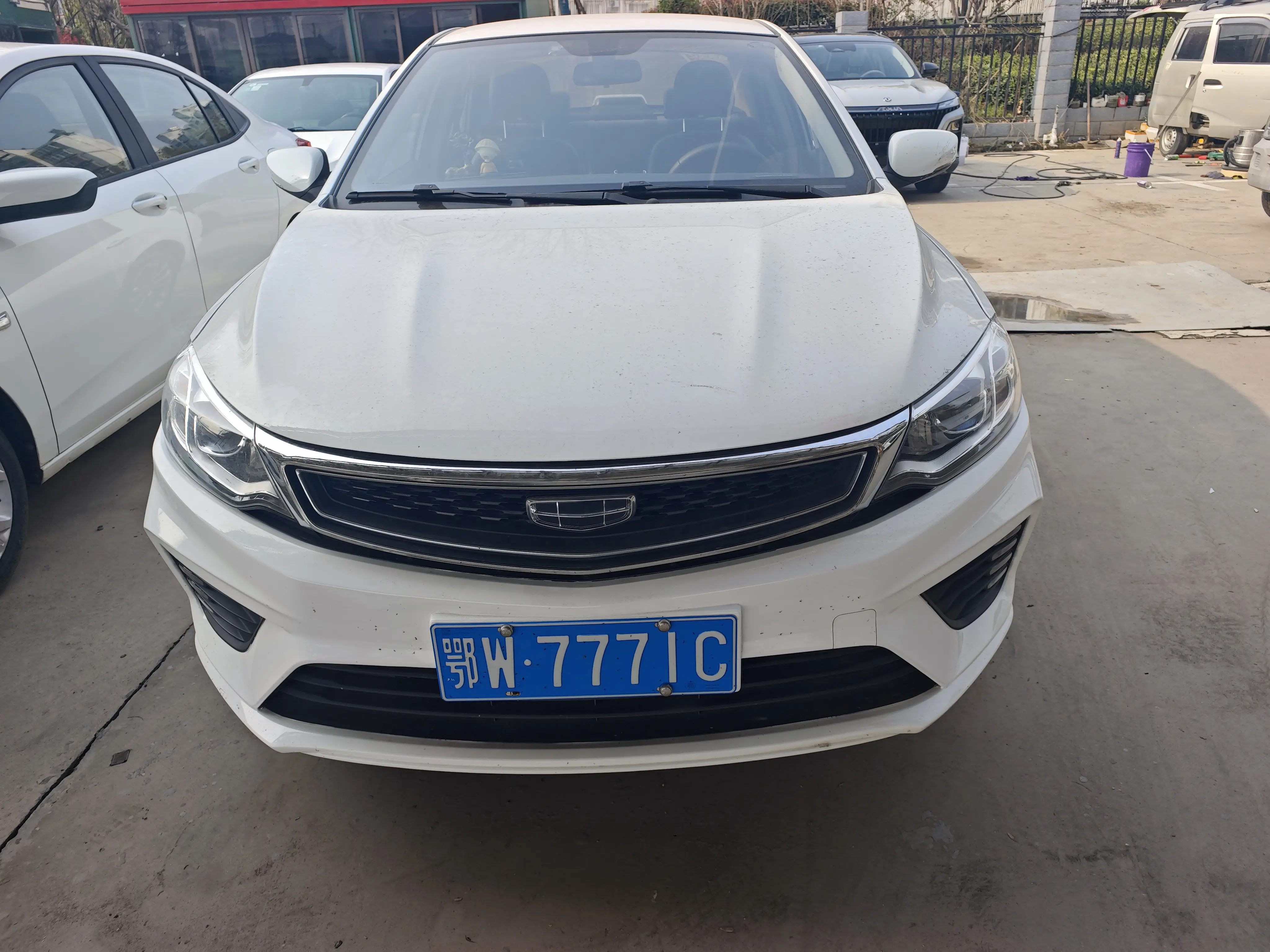 Geely Vision  из Китая