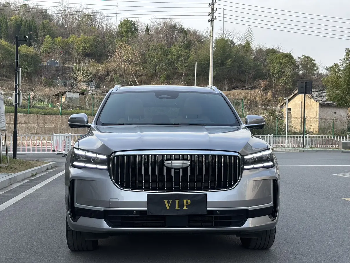 Geely Monjaro (Xingyue L)  из Китая