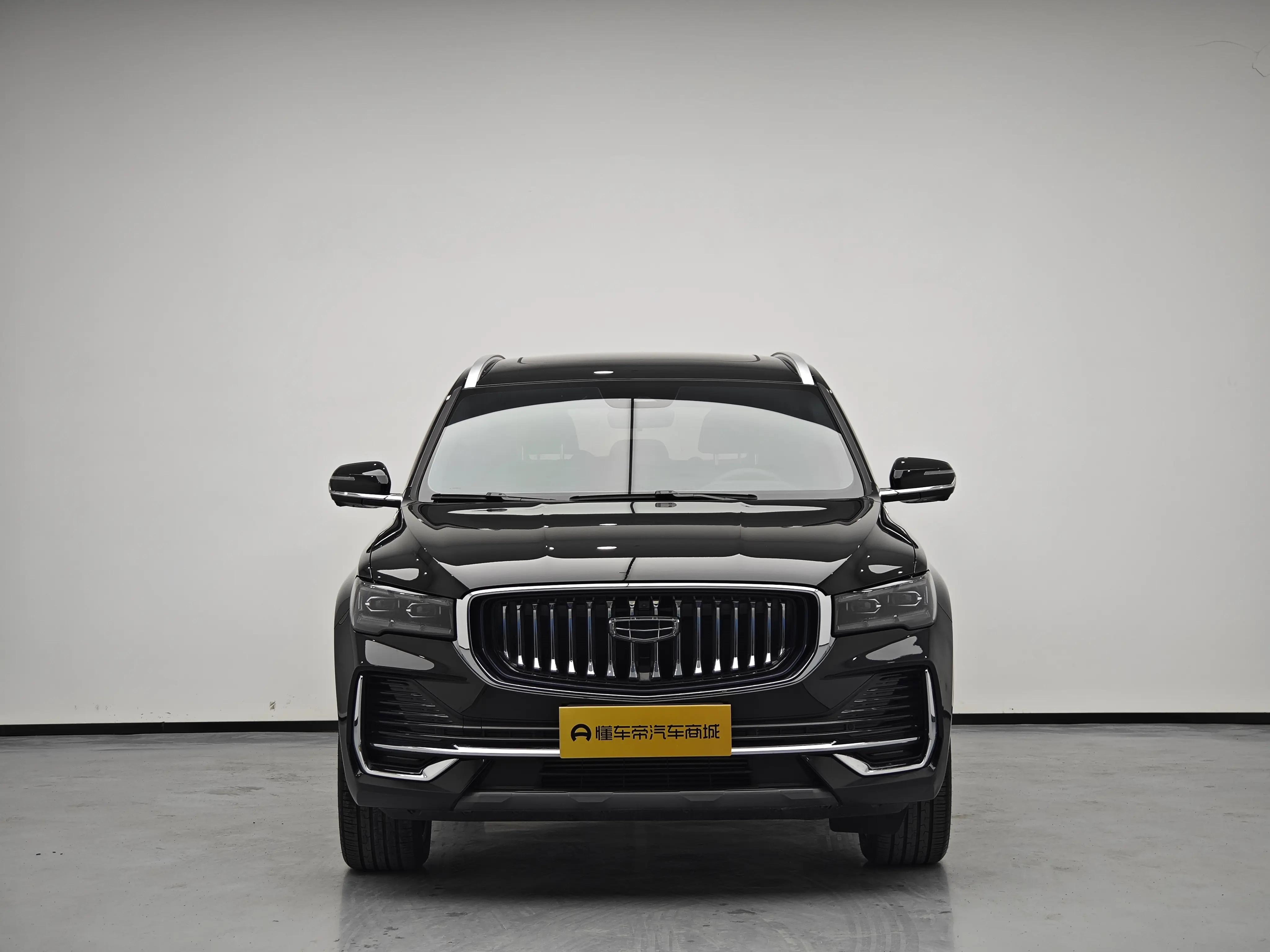 Geely Monjaro (Xingyue L)  из Китая