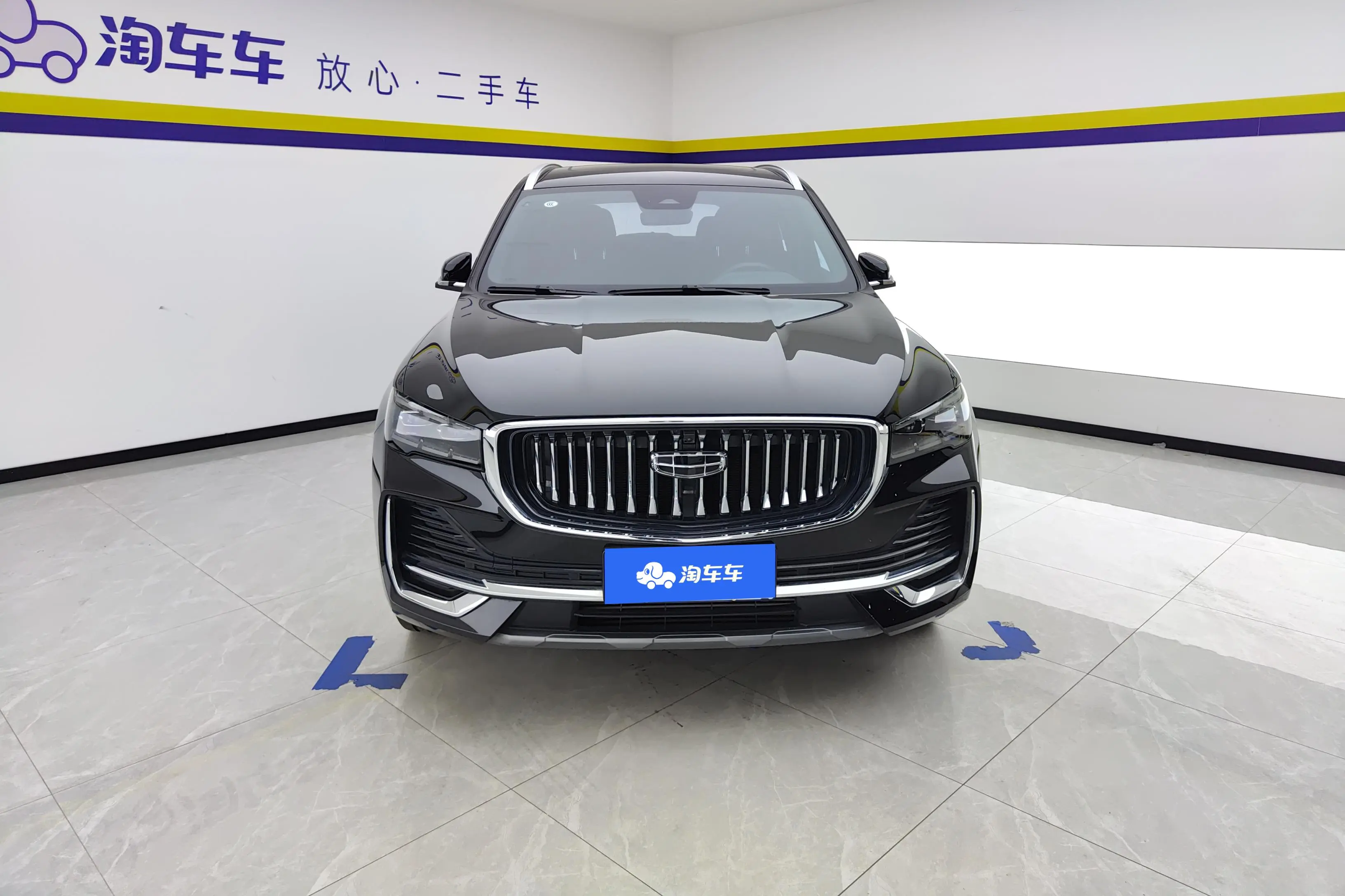 Geely Monjaro (Xingyue L)  из Китая