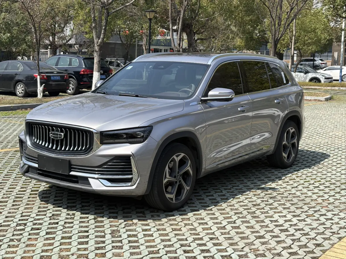 Geely Monjaro (Xingyue L)  из Китая