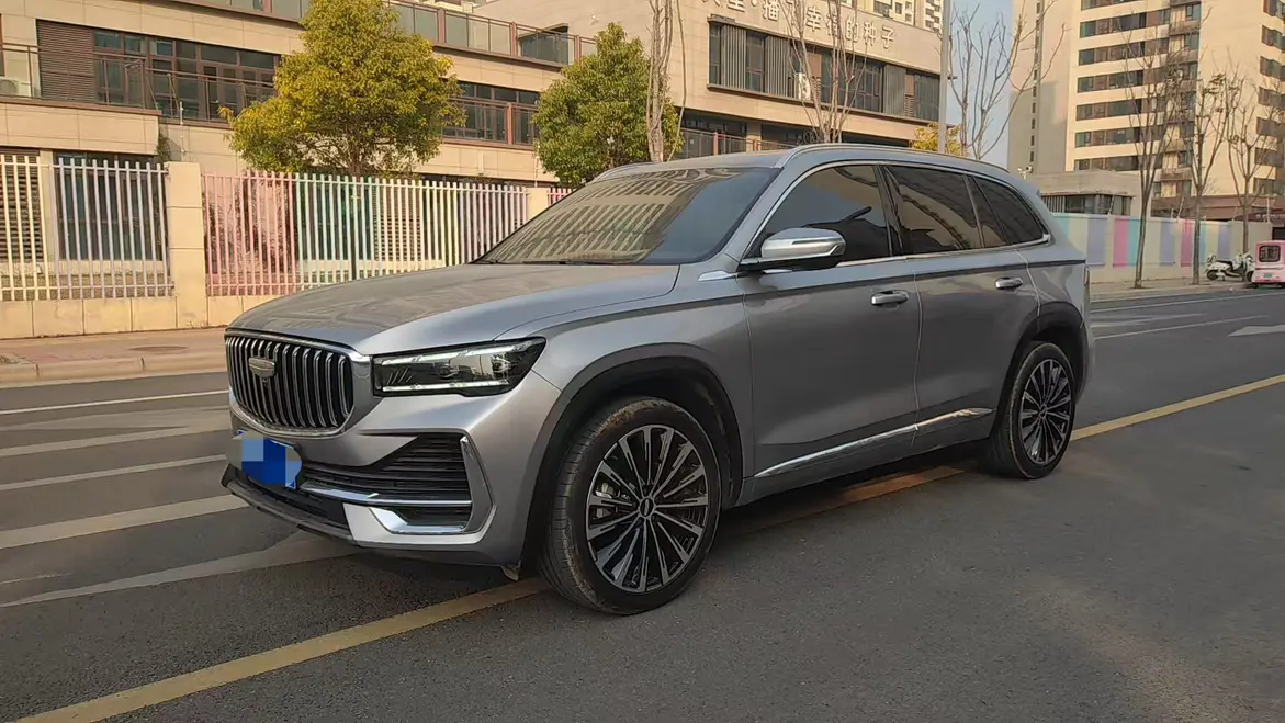 Geely Monjaro (Xingyue L)  из Китая