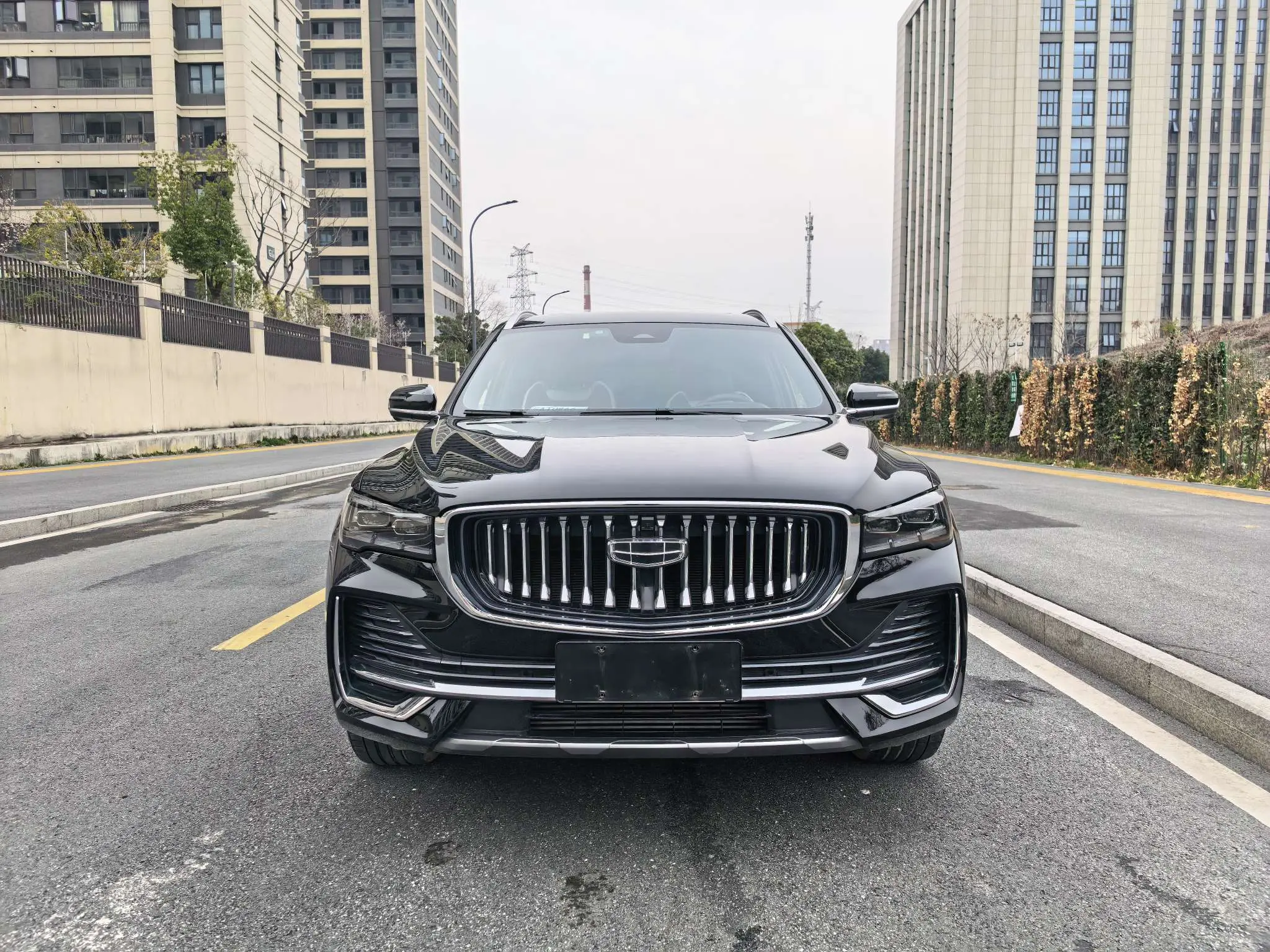 Geely Monjaro (Xingyue L)  из Китая