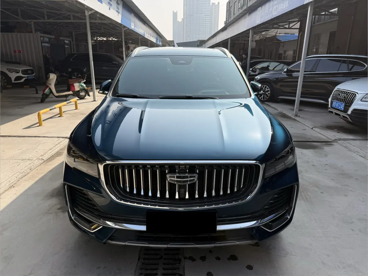 Geely Monjaro (Xingyue L)  из Китая