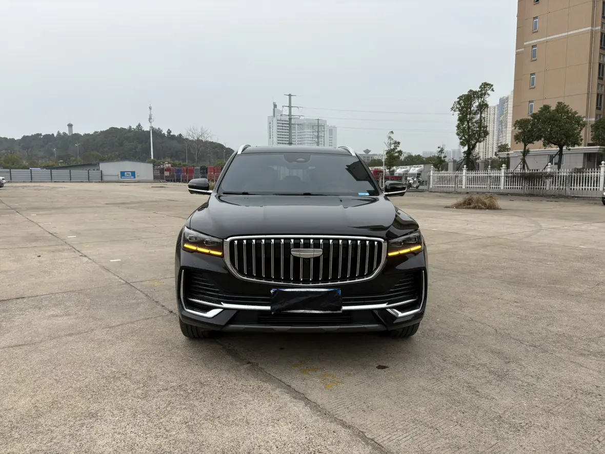 Geely Monjaro (Xingyue L)  из Китая