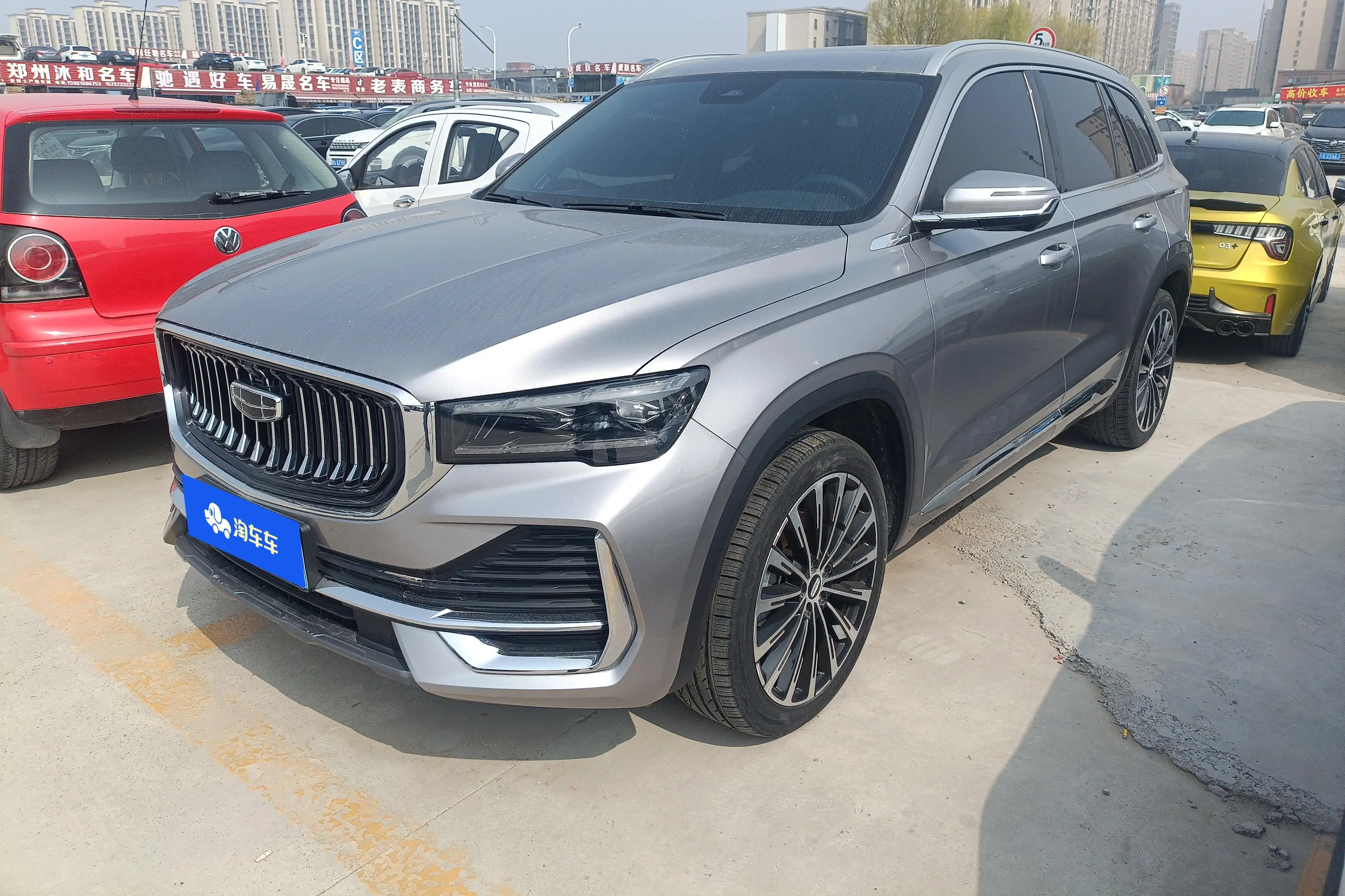 Geely Monjaro (Xingyue L)  из Китая