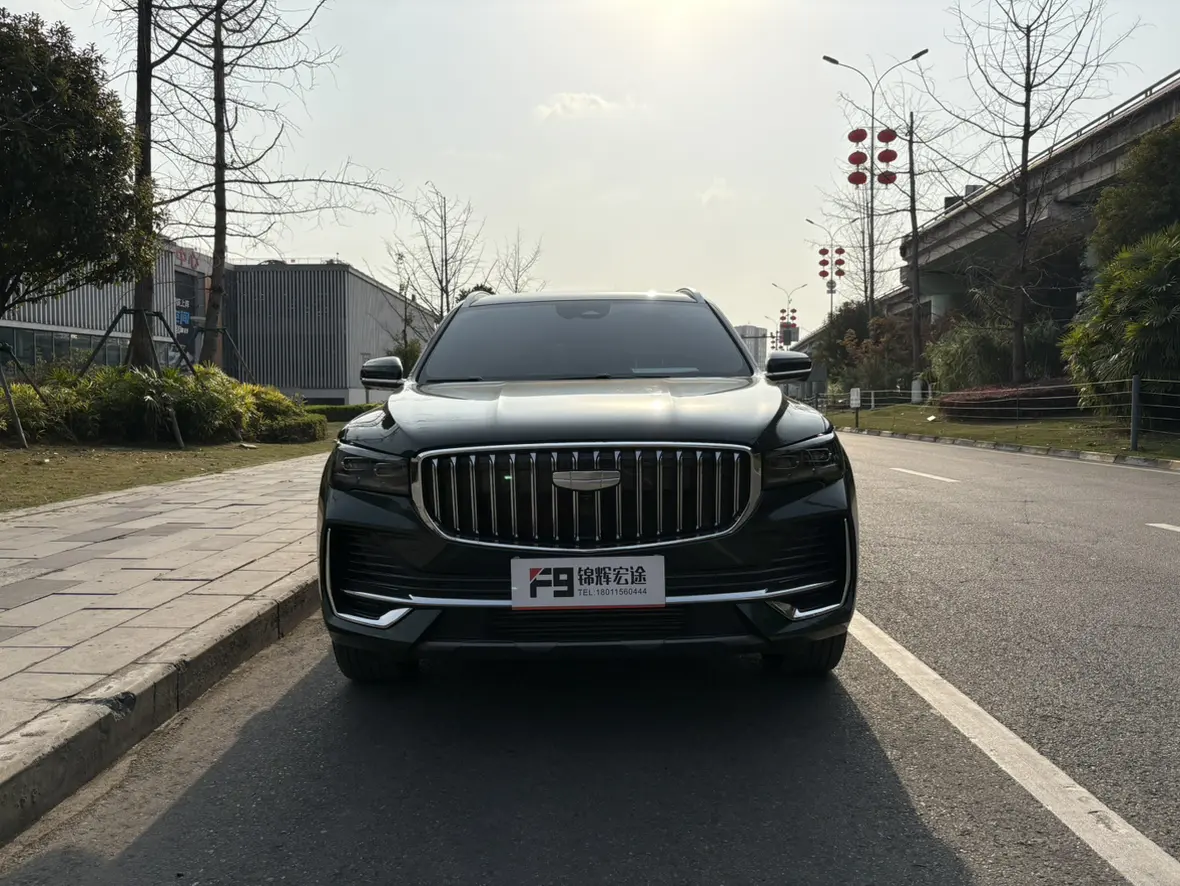 Geely Monjaro (Xingyue L)  из Китая