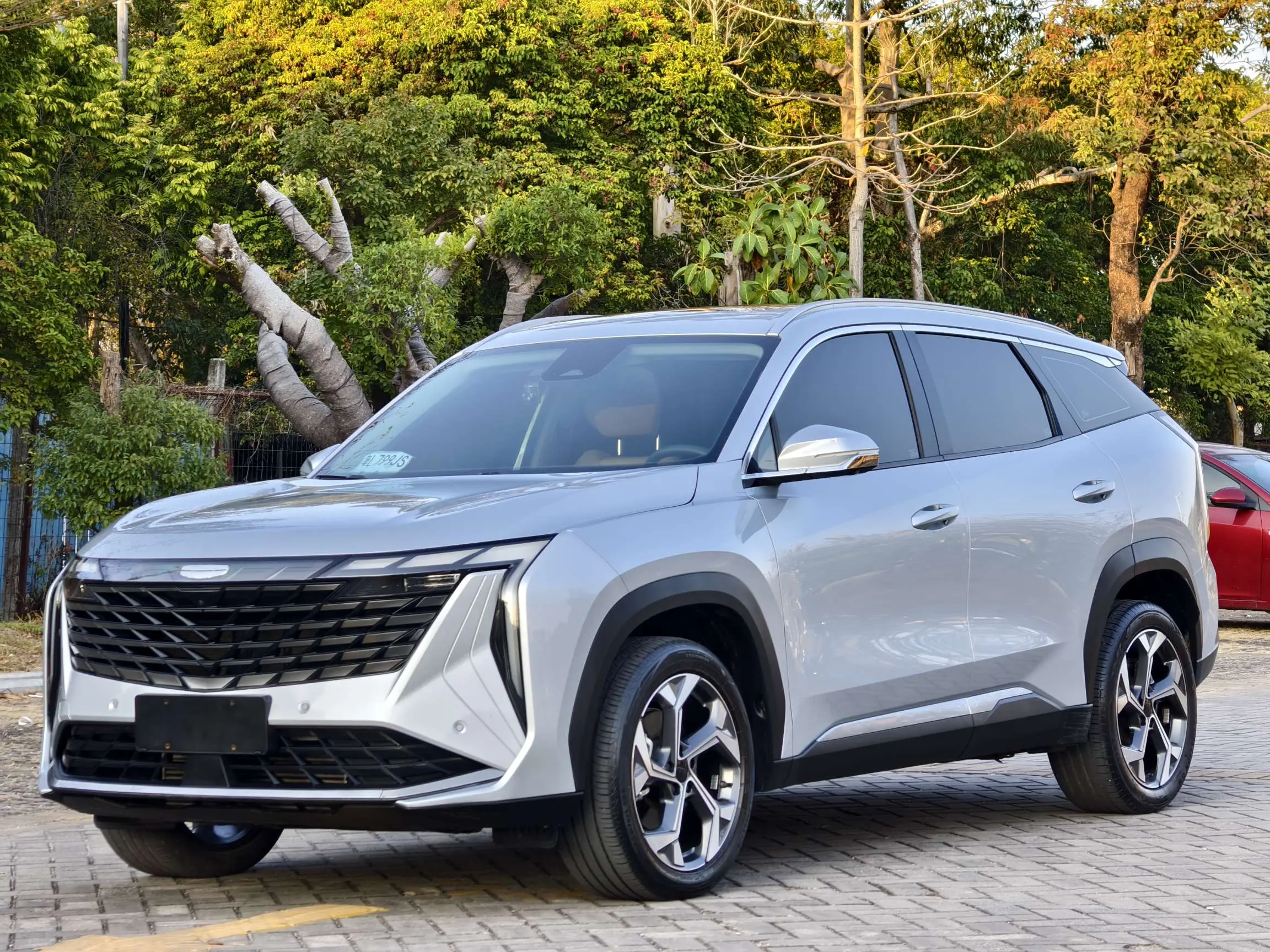 Geely Atlas L (Boyue L)  из Китая