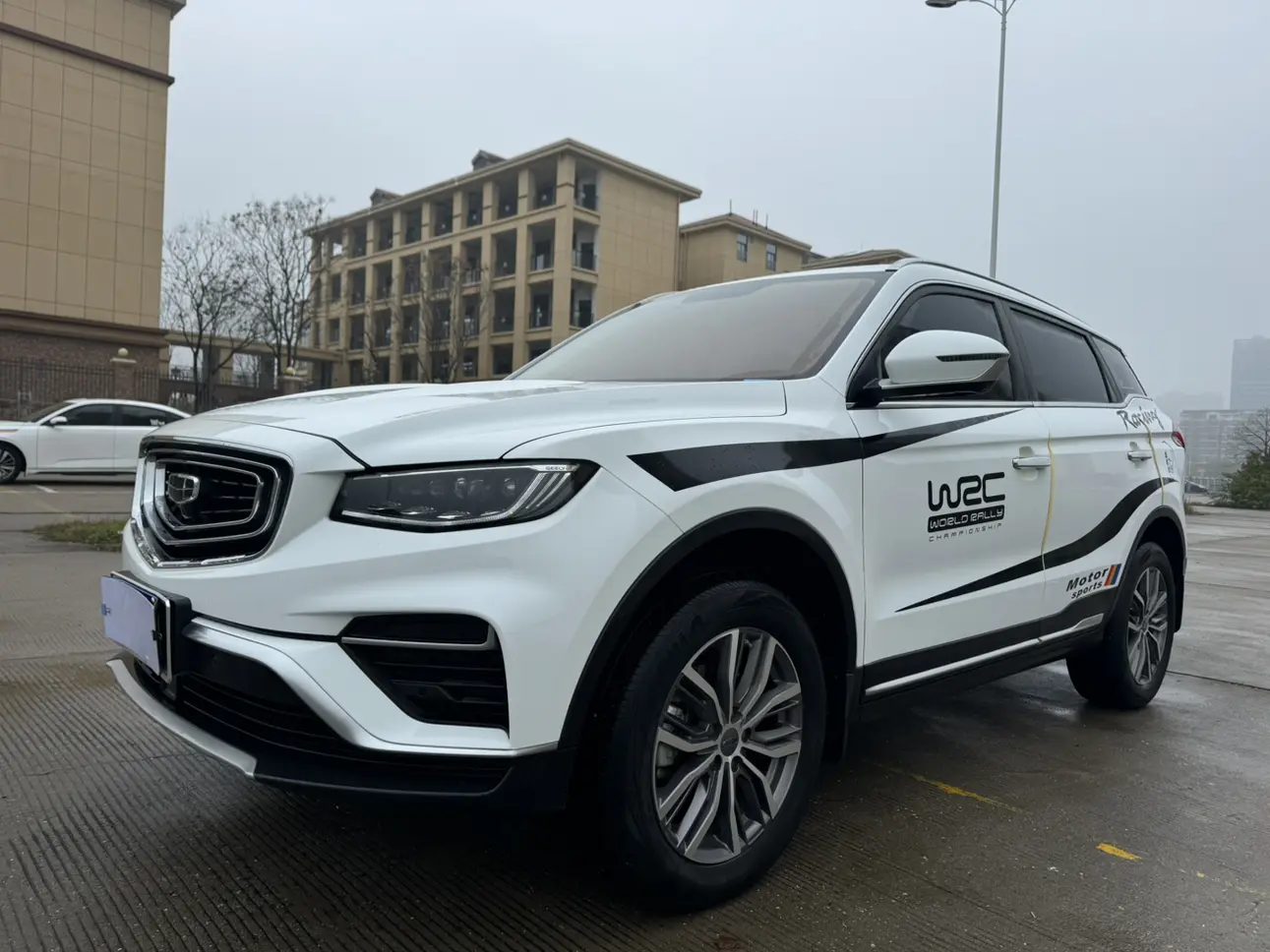 Geely Atlas (Boyue)  из Китая