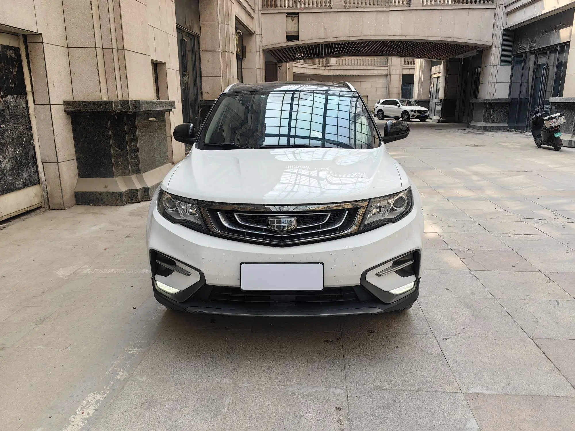 Geely Atlas (Boyue)  из Китая