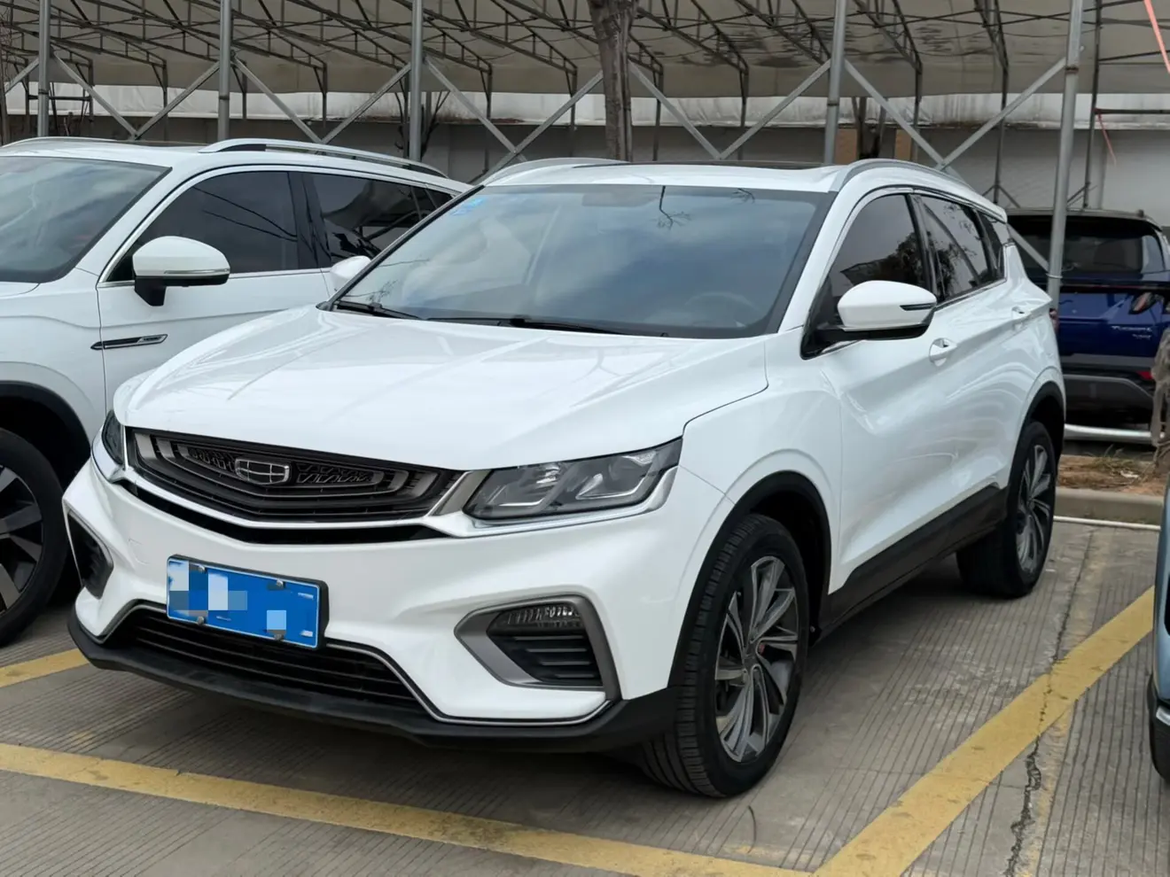 Geely Coolray SX11 (Binyue)  из Китая