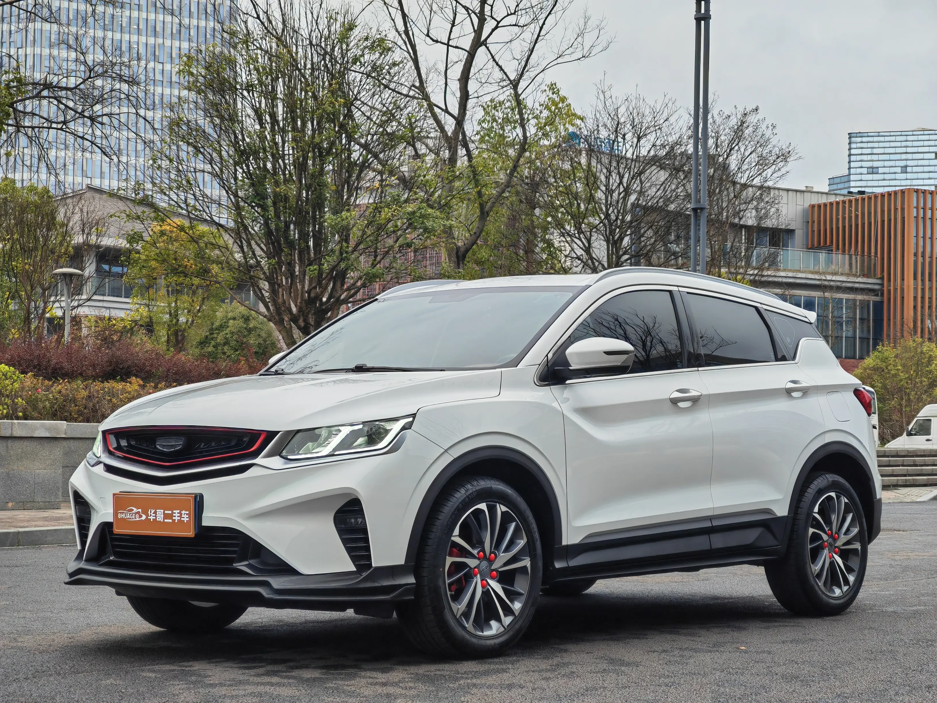 Geely Coolray SX11 (Binyue)  из Китая