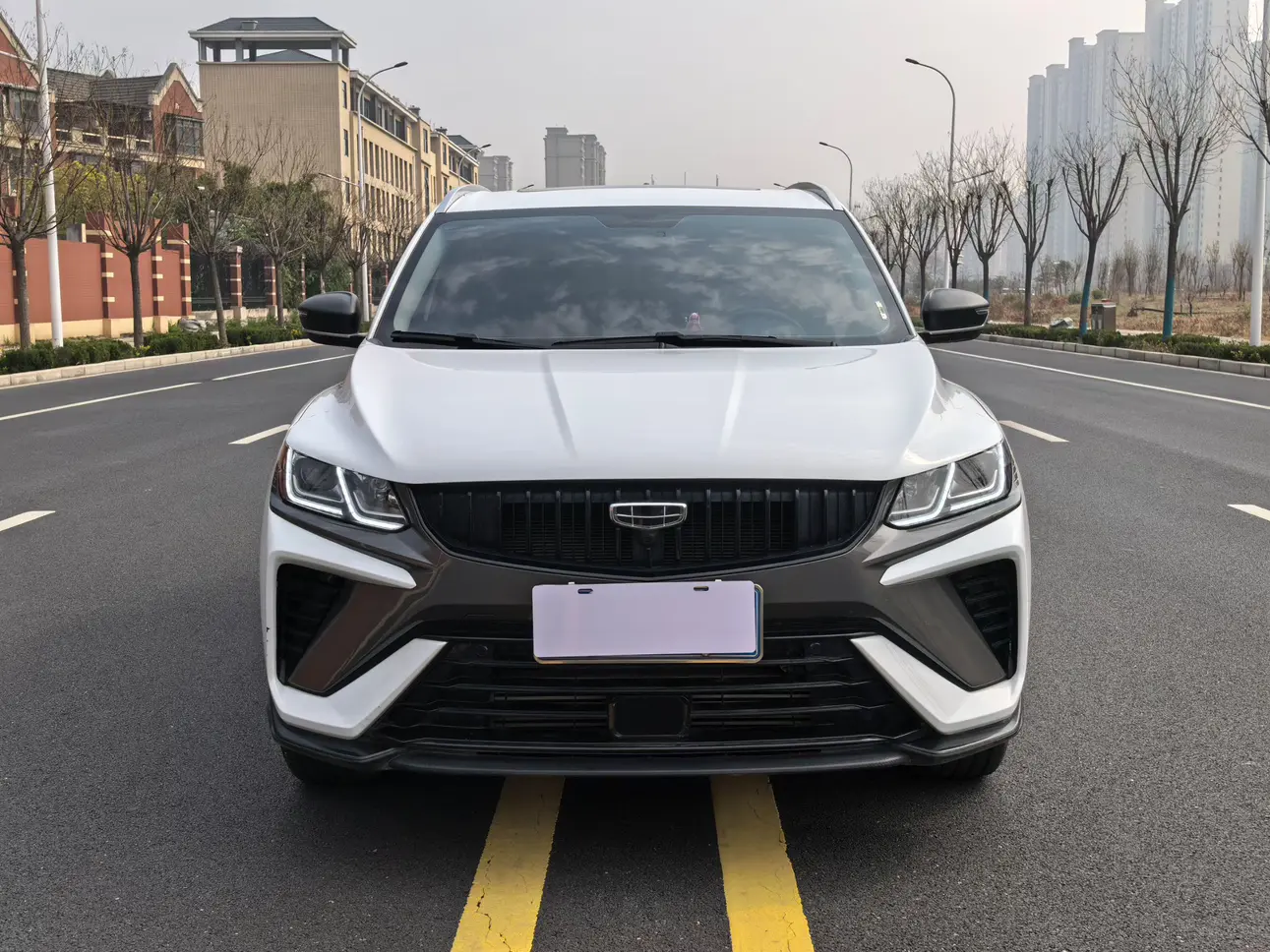 Geely Coolray SX11 (Binyue)  из Китая