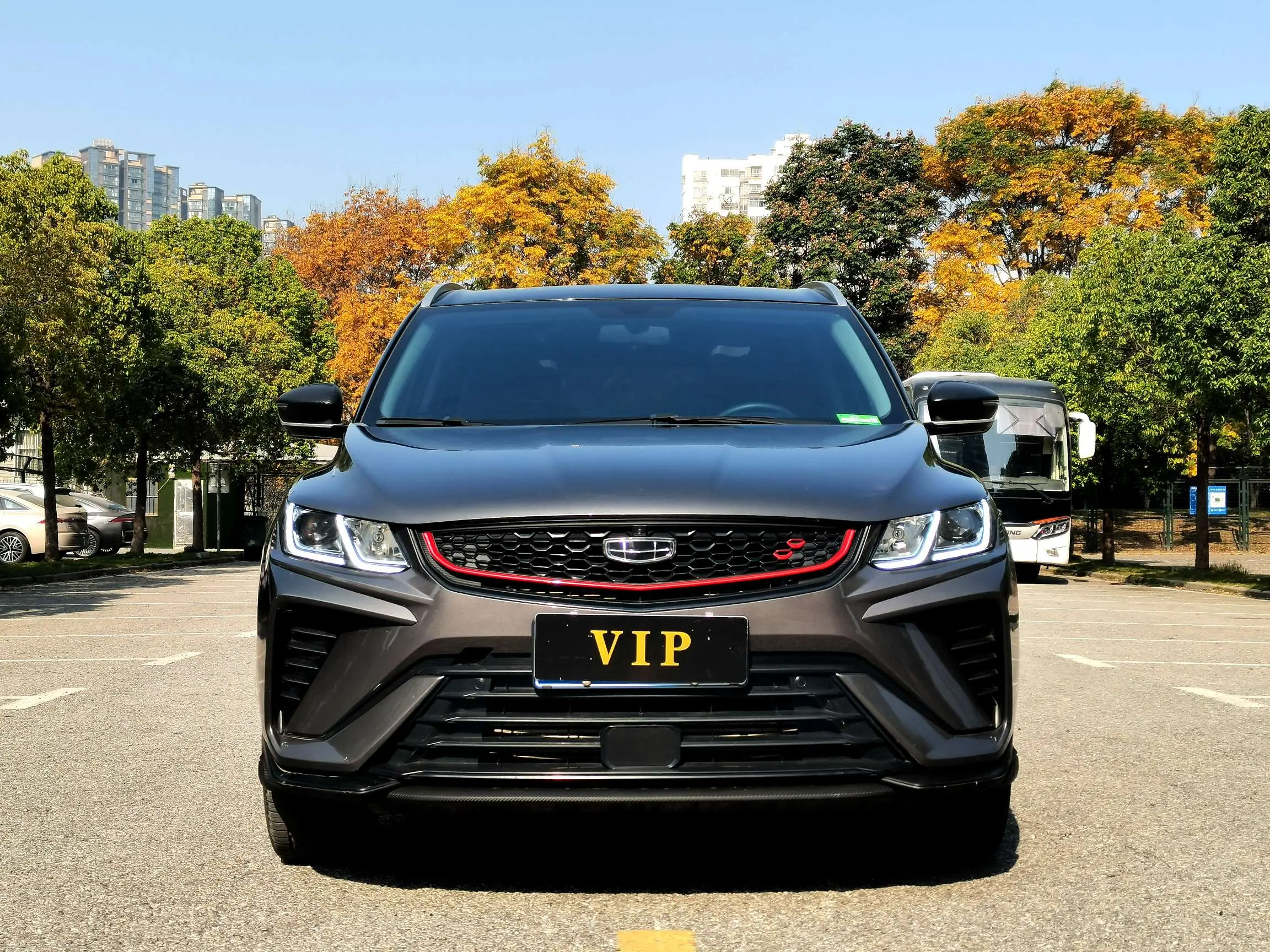 Geely Coolray SX11 (Binyue)  из Китая