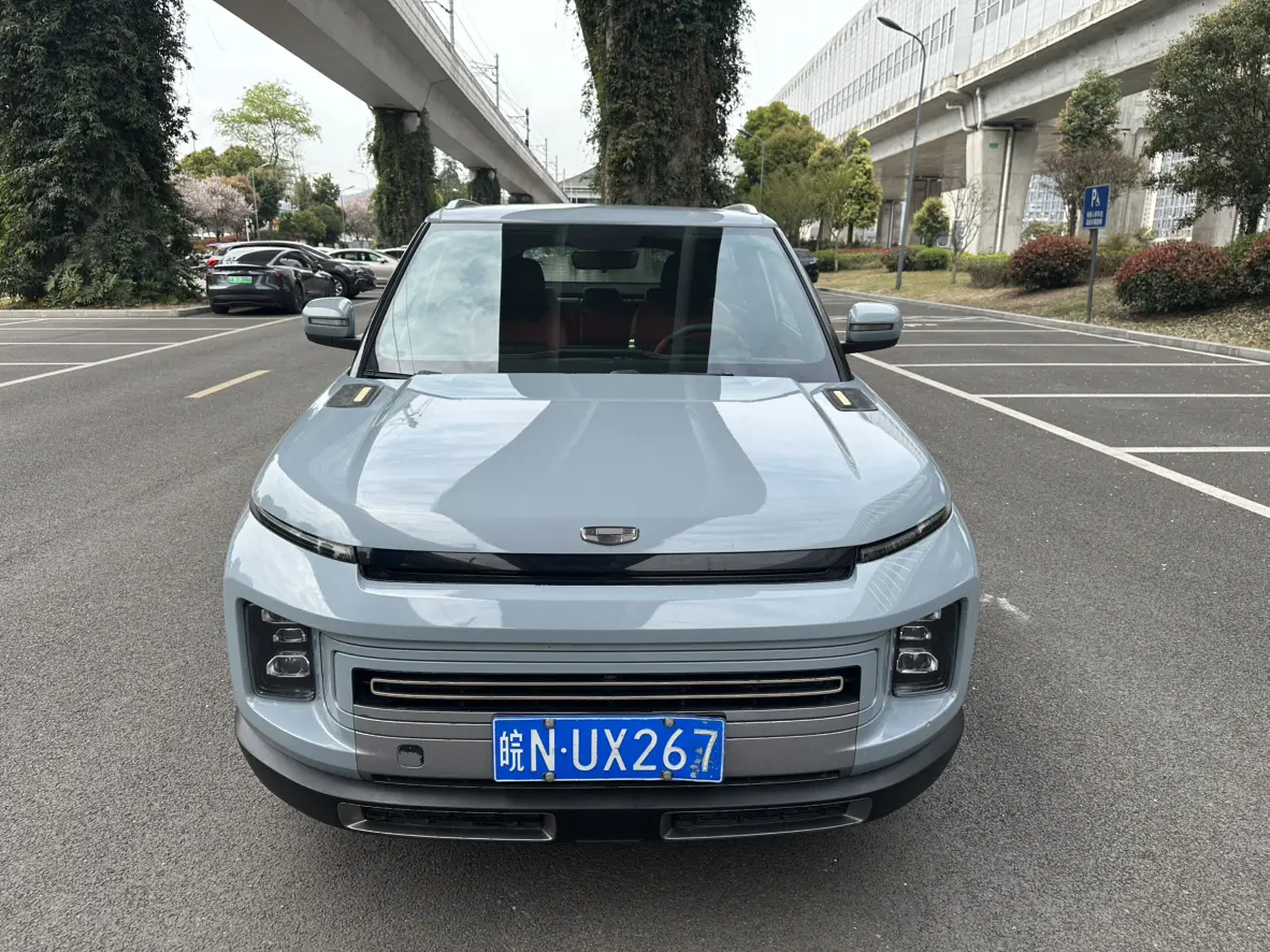 Geely ICON  из Китая