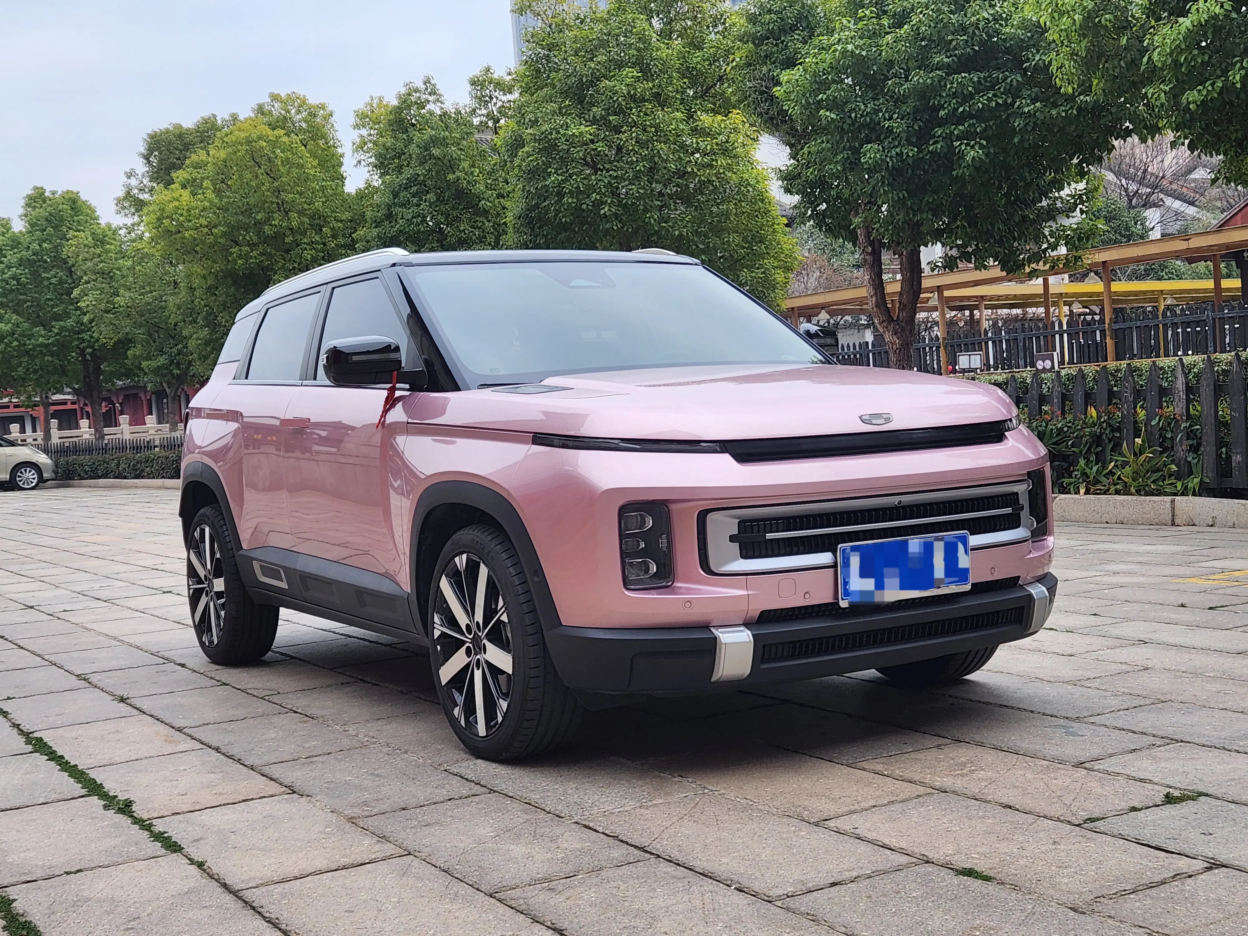 Geely ICON  из Китая