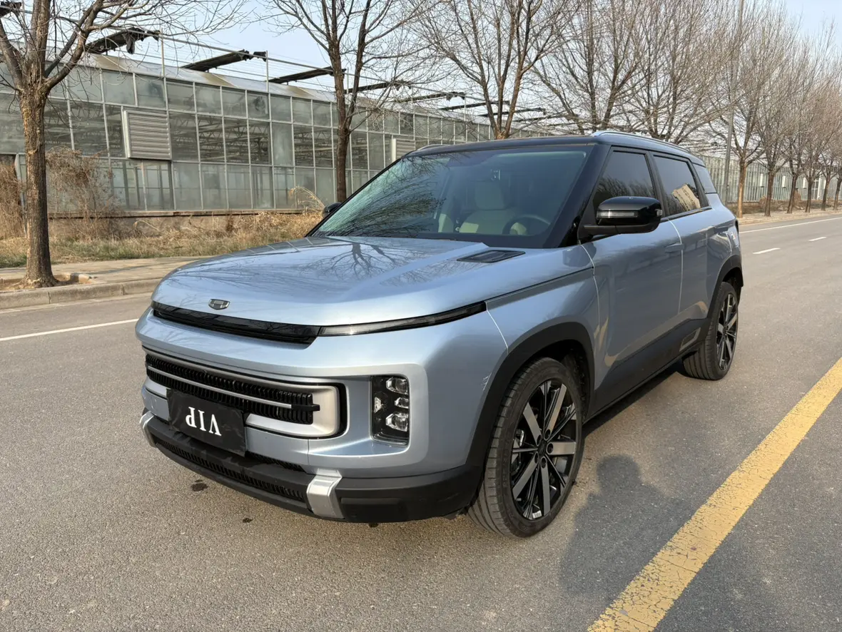 Geely ICON  из Китая