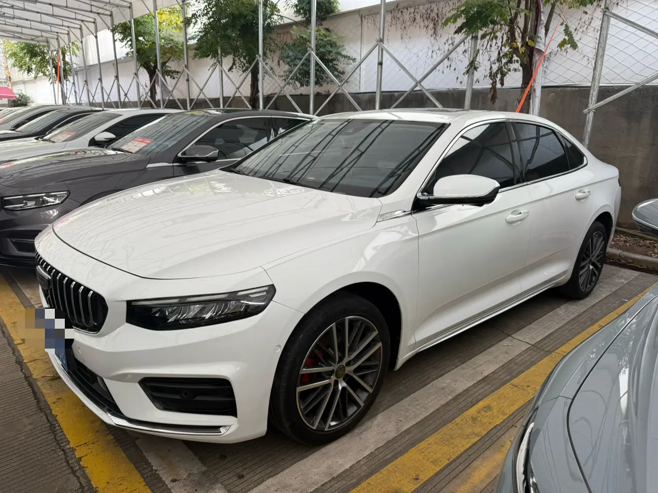 Geely Xing Rui  из Китая