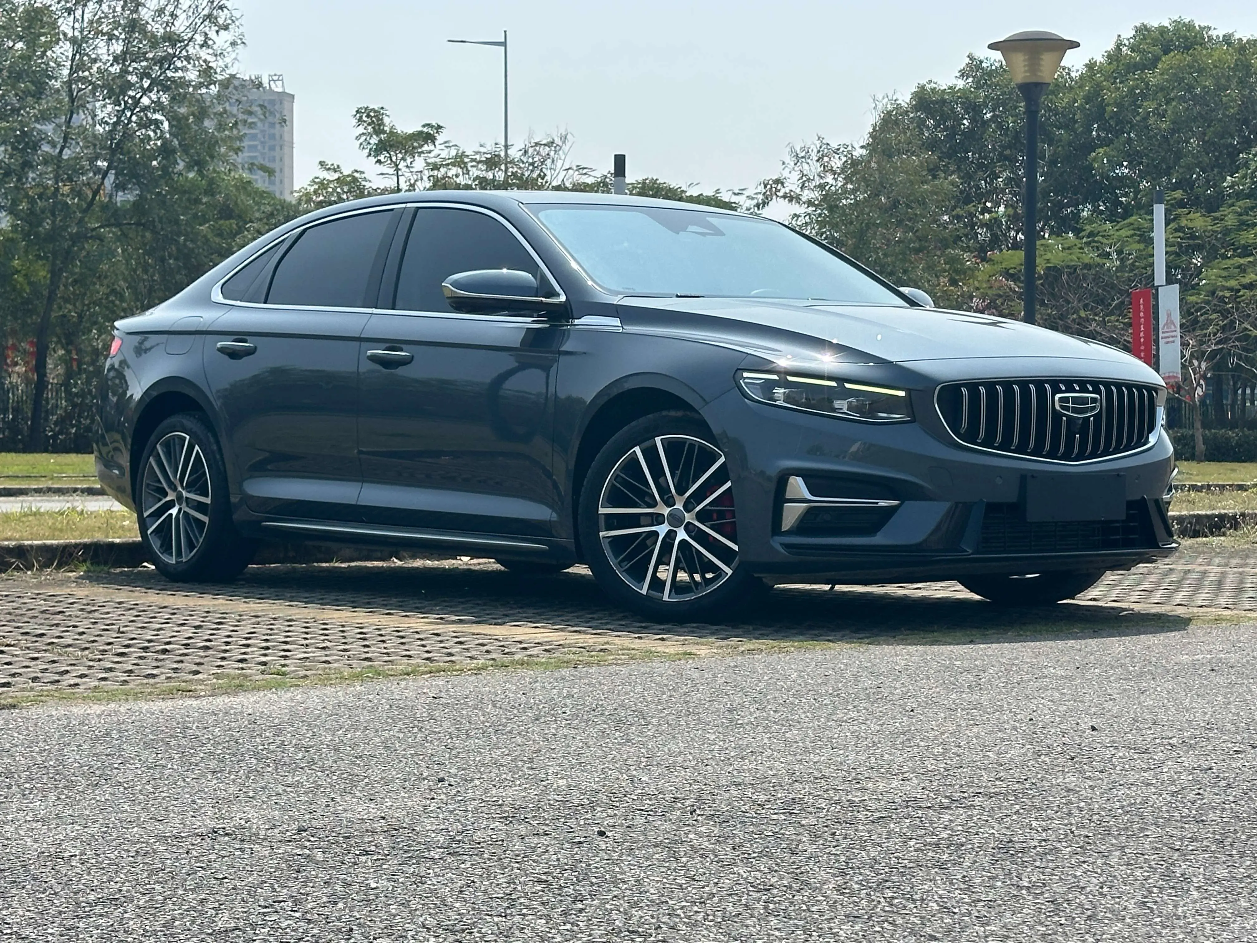 Geely Xing Rui  из Китая