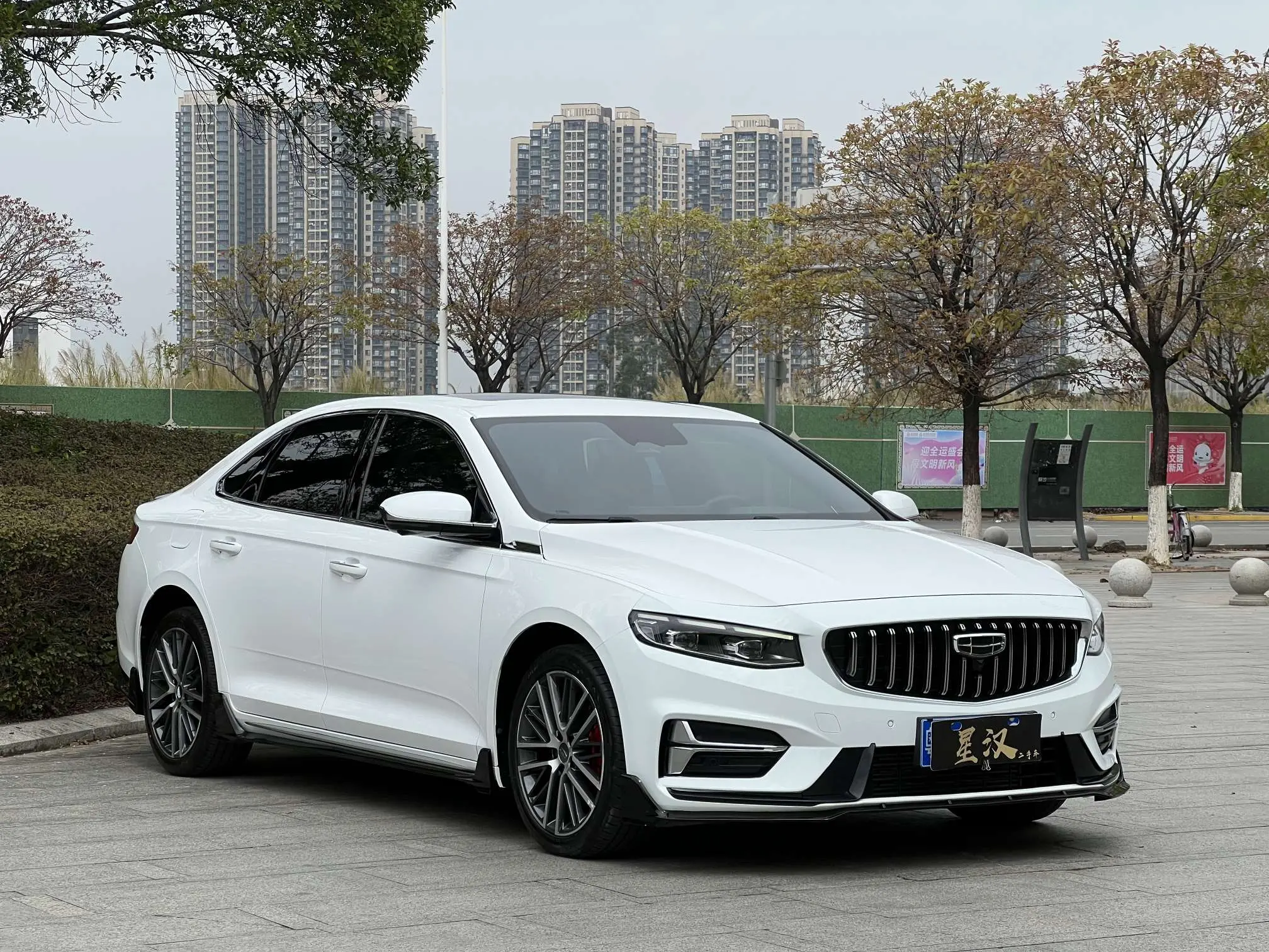 Geely Xing Rui  из Китая