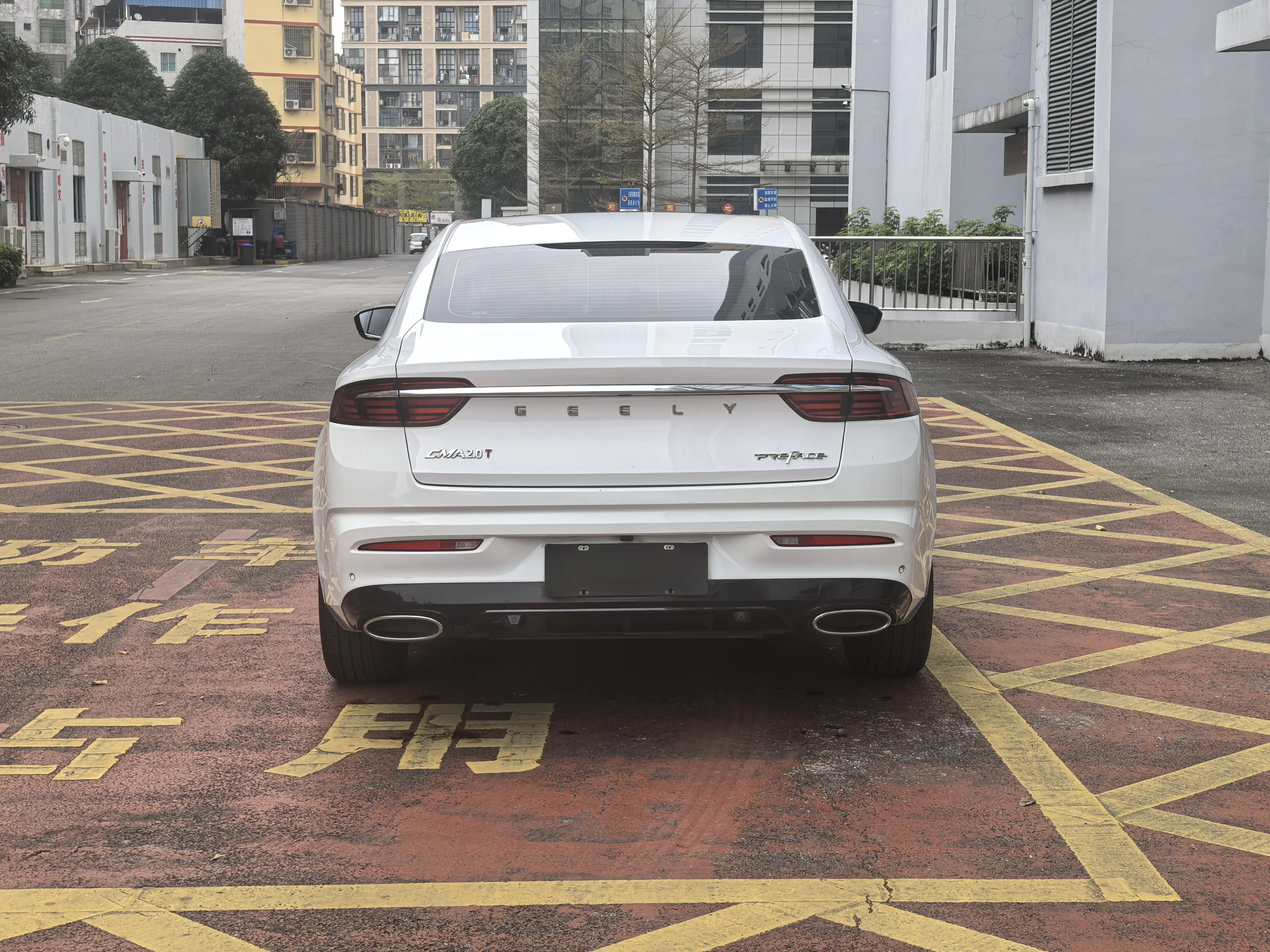 Geely Xing Rui  из Китая