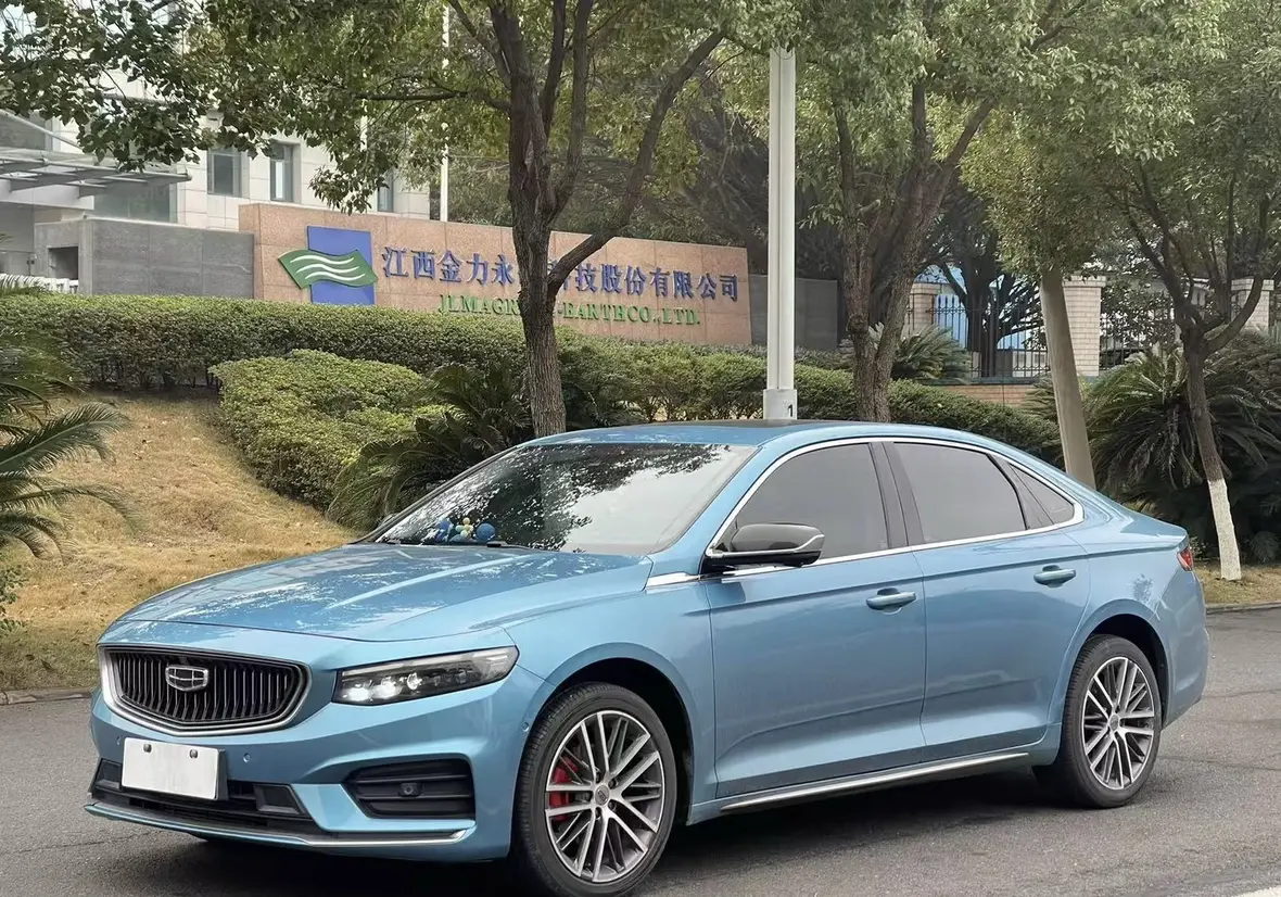 Geely Xing Rui  из Китая