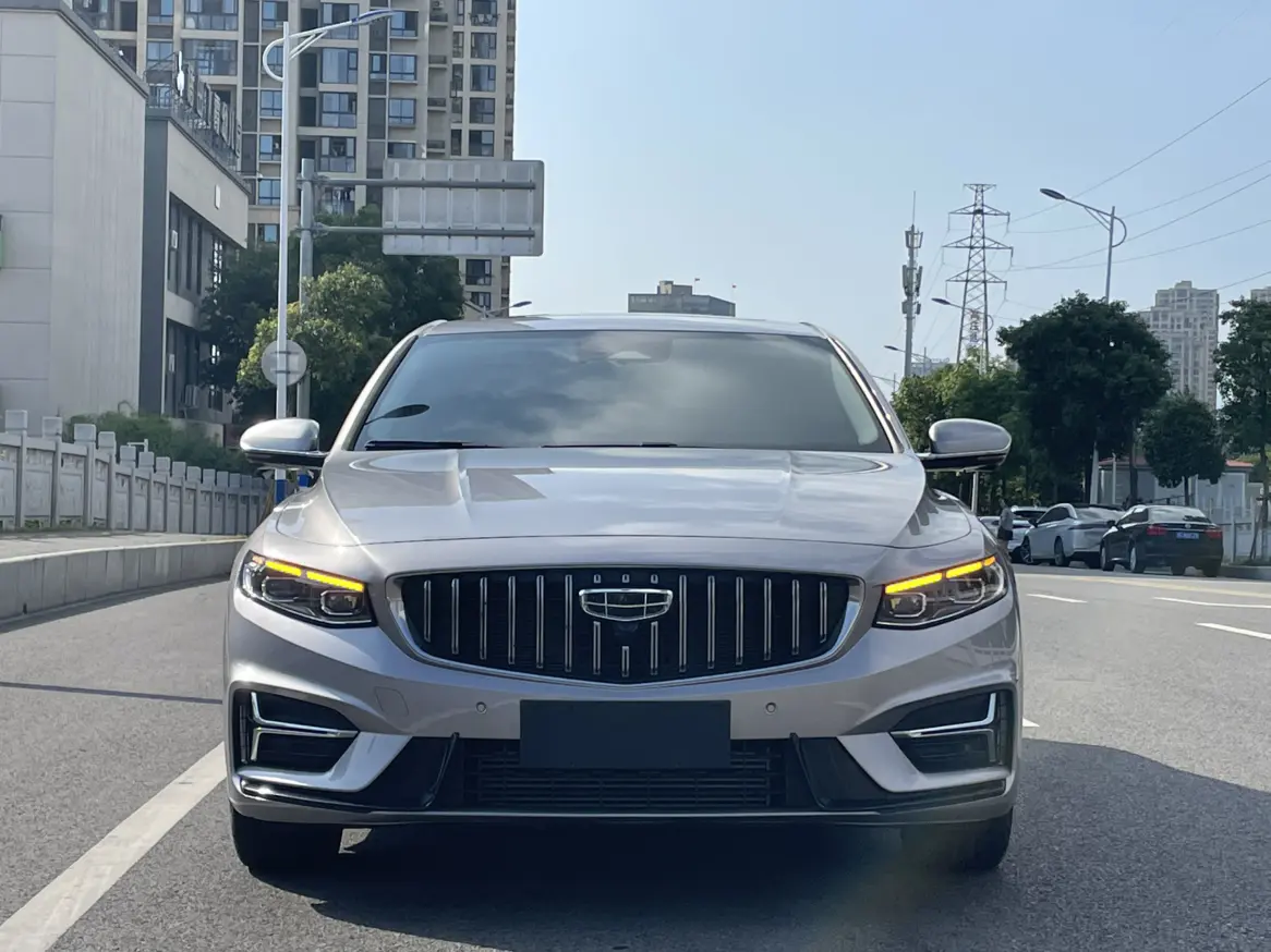 Geely Xing Rui  из Китая