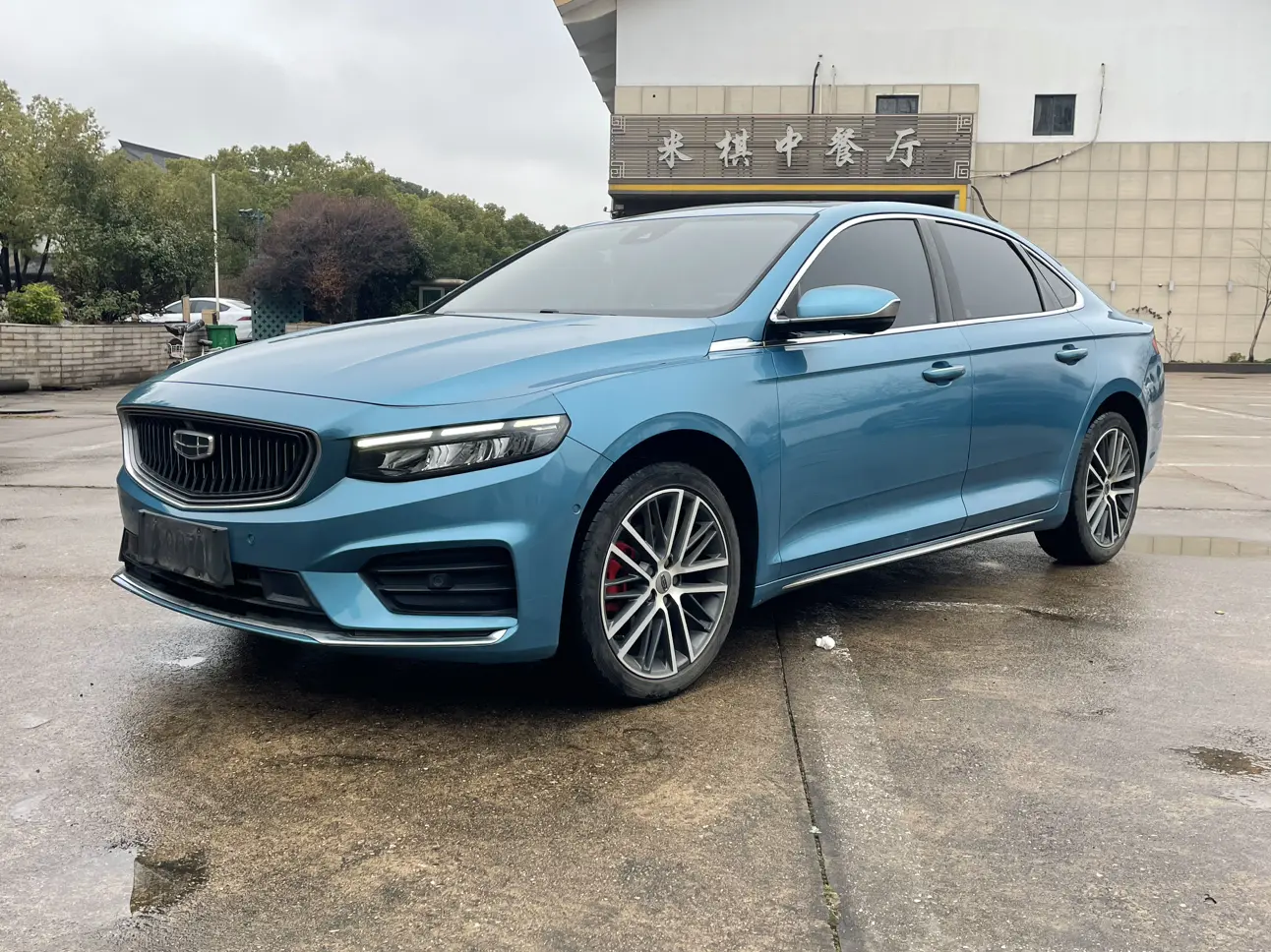 Geely Xing Rui  из Китая