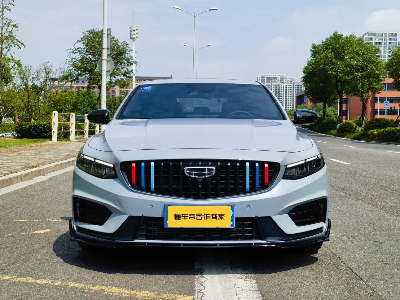 Geely Xing Rui  из Китая