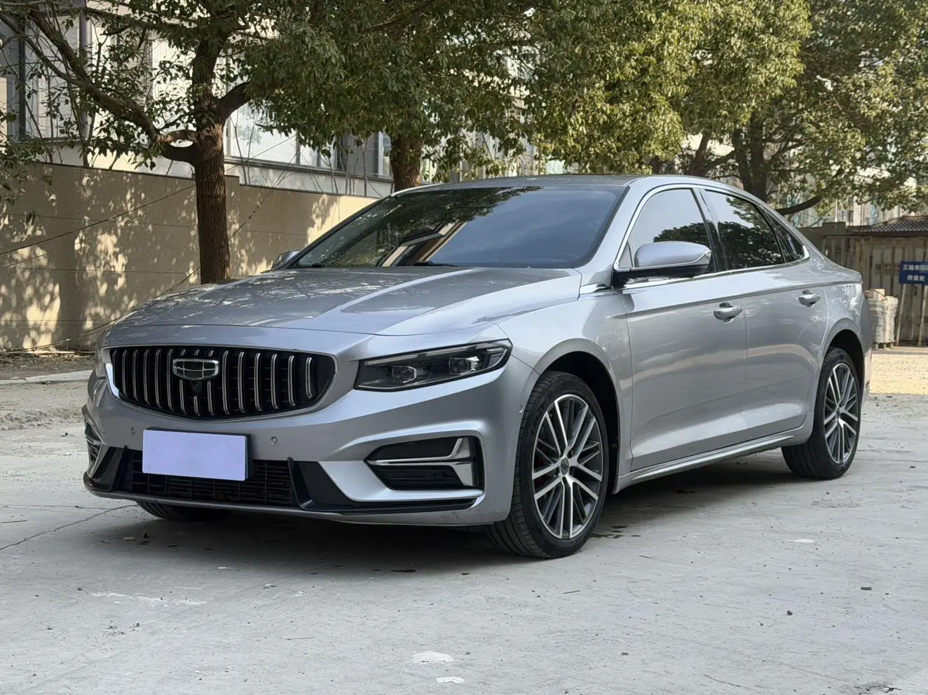 Geely Xing Rui  из Китая