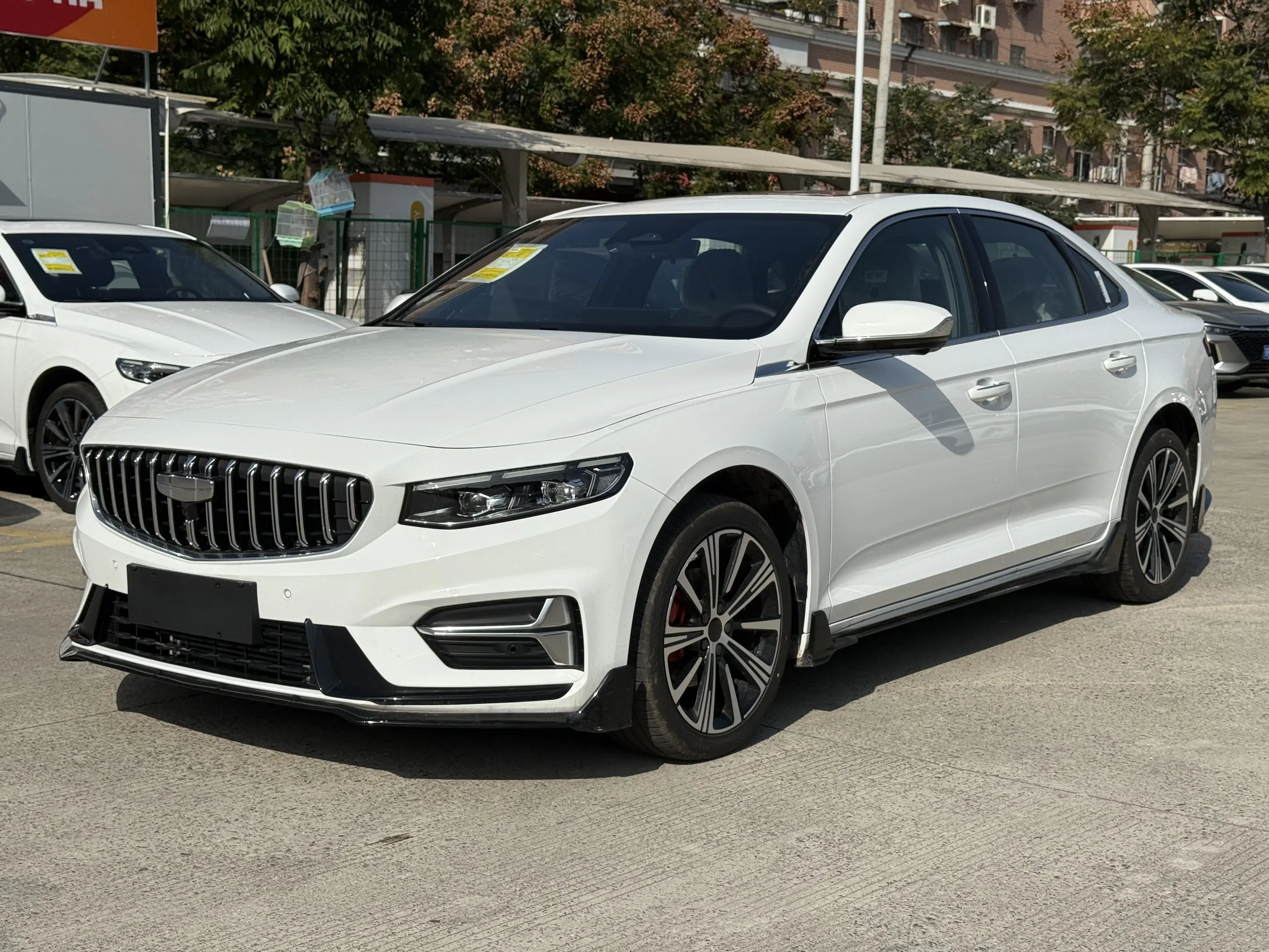 Geely Xing Rui  из Китая