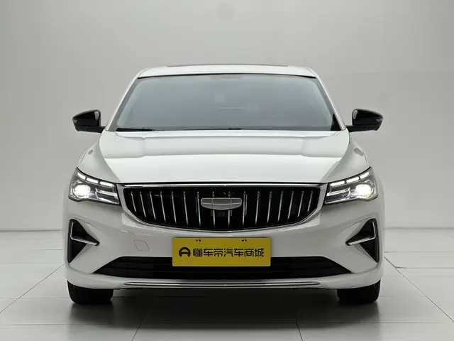 Geely Emgrand  из Китая